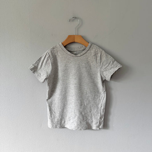 H&M / Light grey T-shirt / 4-6Y