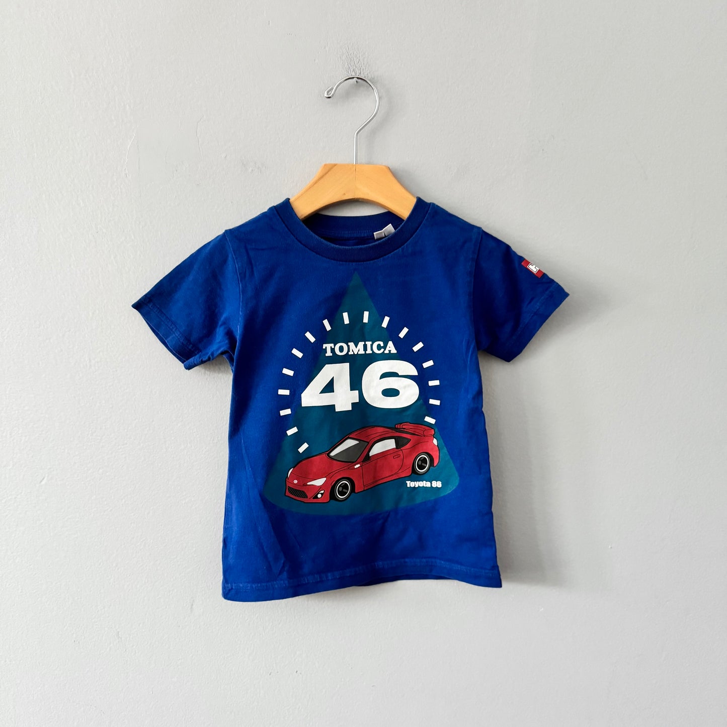 Uniqlo / Tomica blue T-shirt / 3Y(100cm)