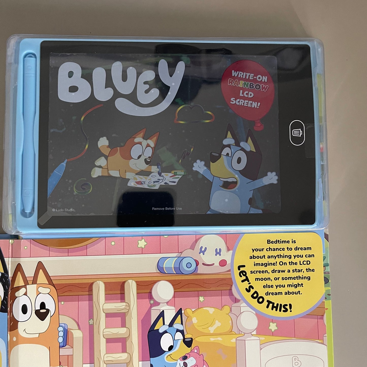 [Brand New] Bluey's Family Fun (Rainbow LCD Screen)