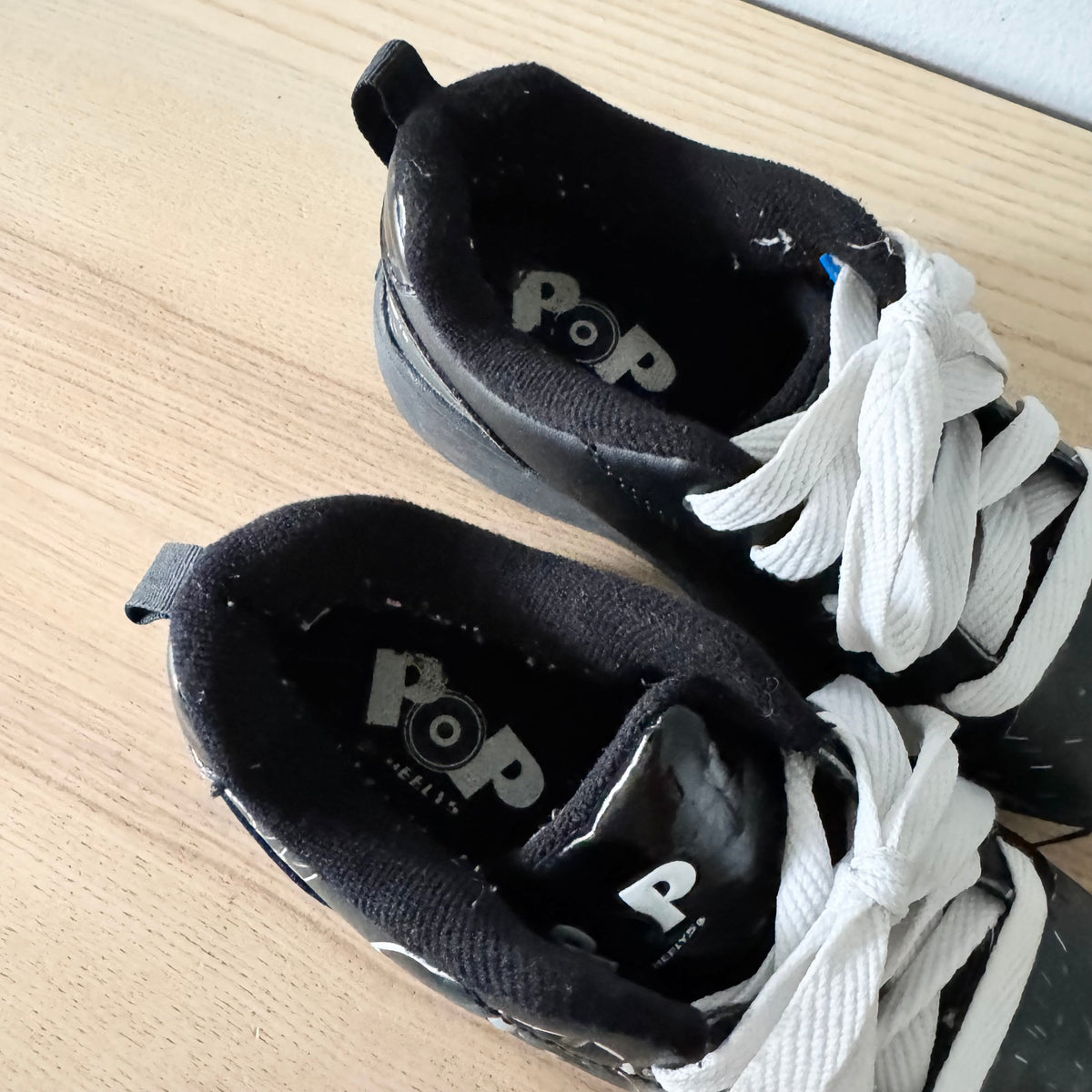 Heelys / Shoes / J1