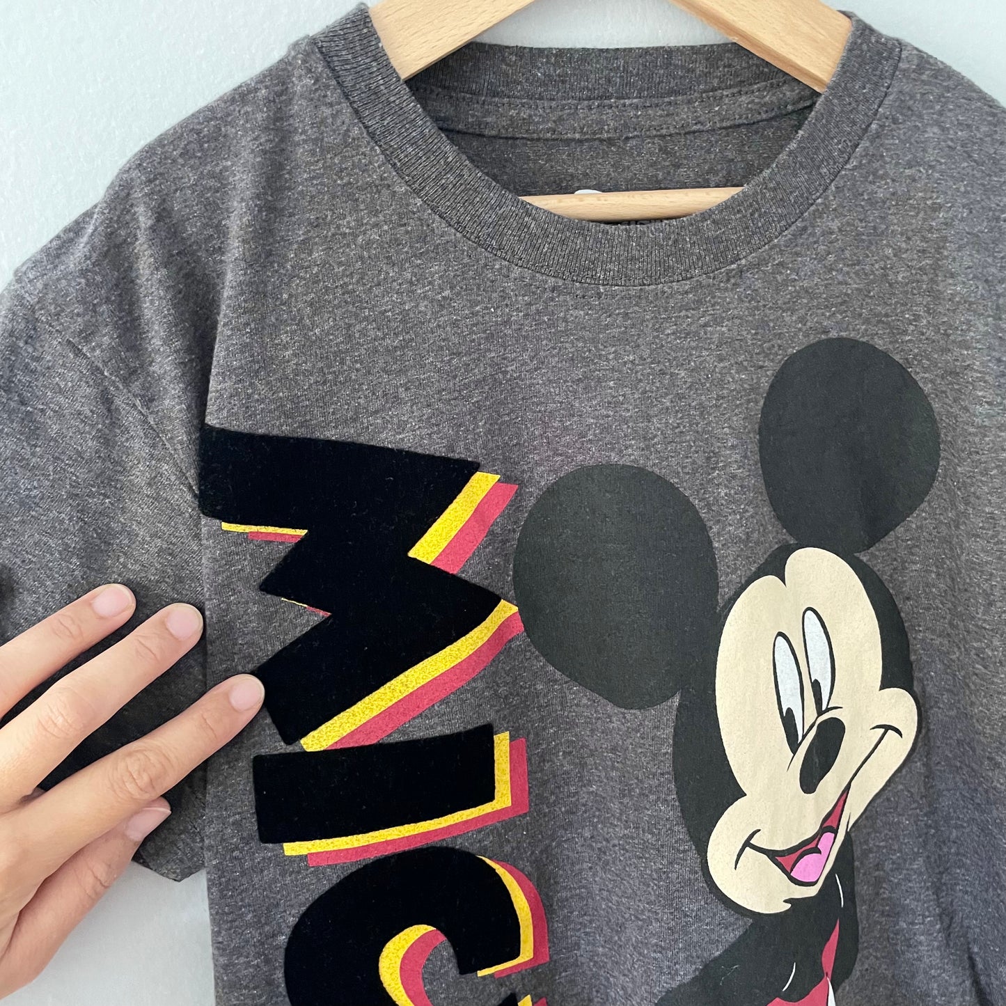 Disney / Mickey grey T-shirt / 8Y