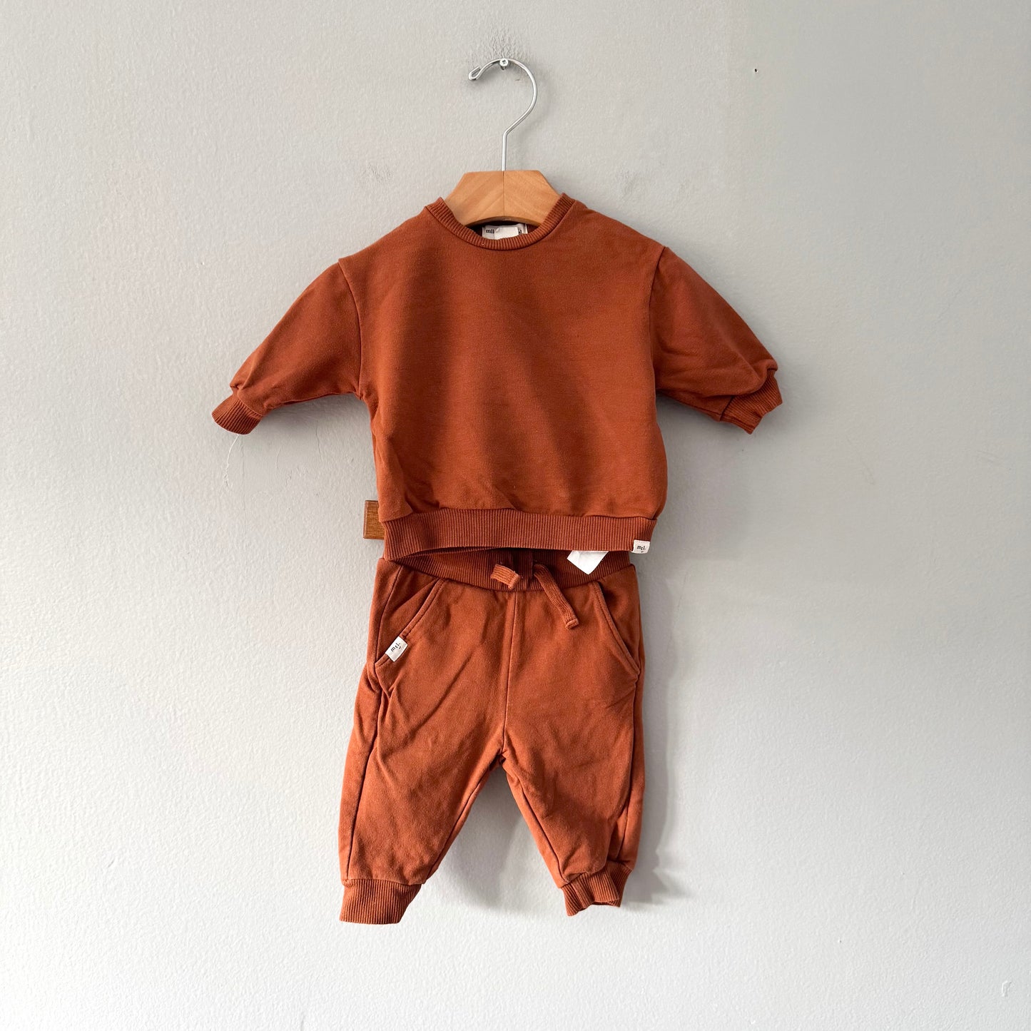 Miles the label / Brown crew set up / 3M