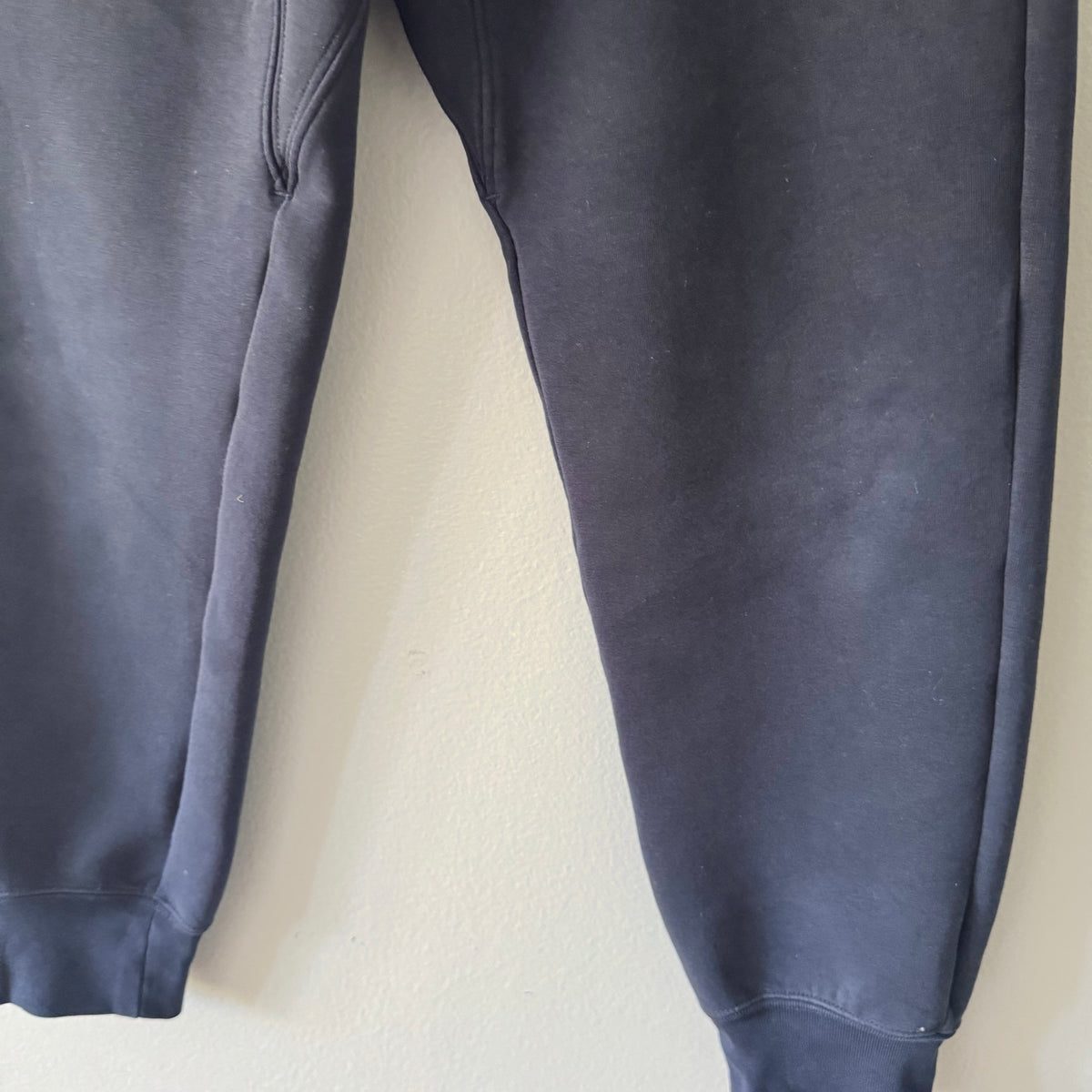 Uniqlo / Navy crew pants / 9-10Y