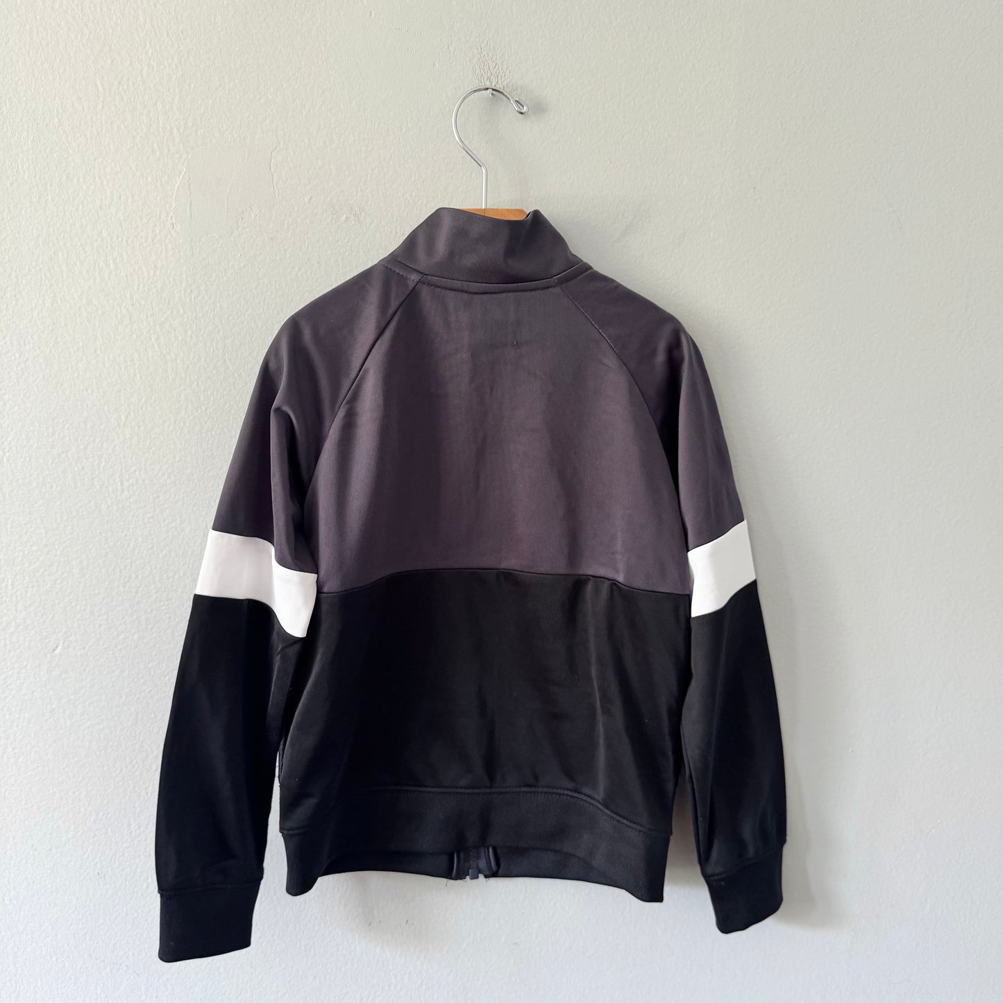 Nike / Dark grey x black track suit zip up / 5-6Y