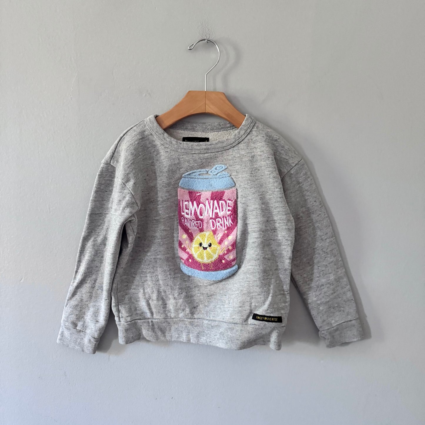 Finger in the nose / Lemonade sweatshirt / 4-5Y