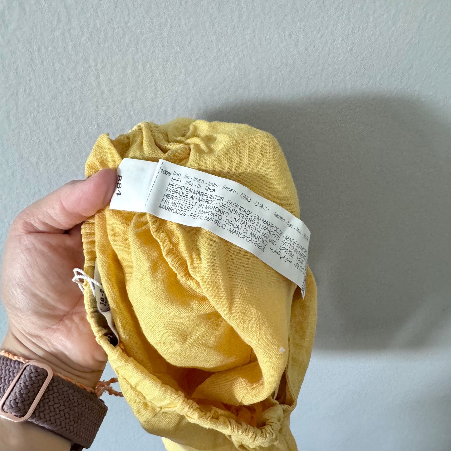 Zara / yellow linen shorts with tie / 18-24M