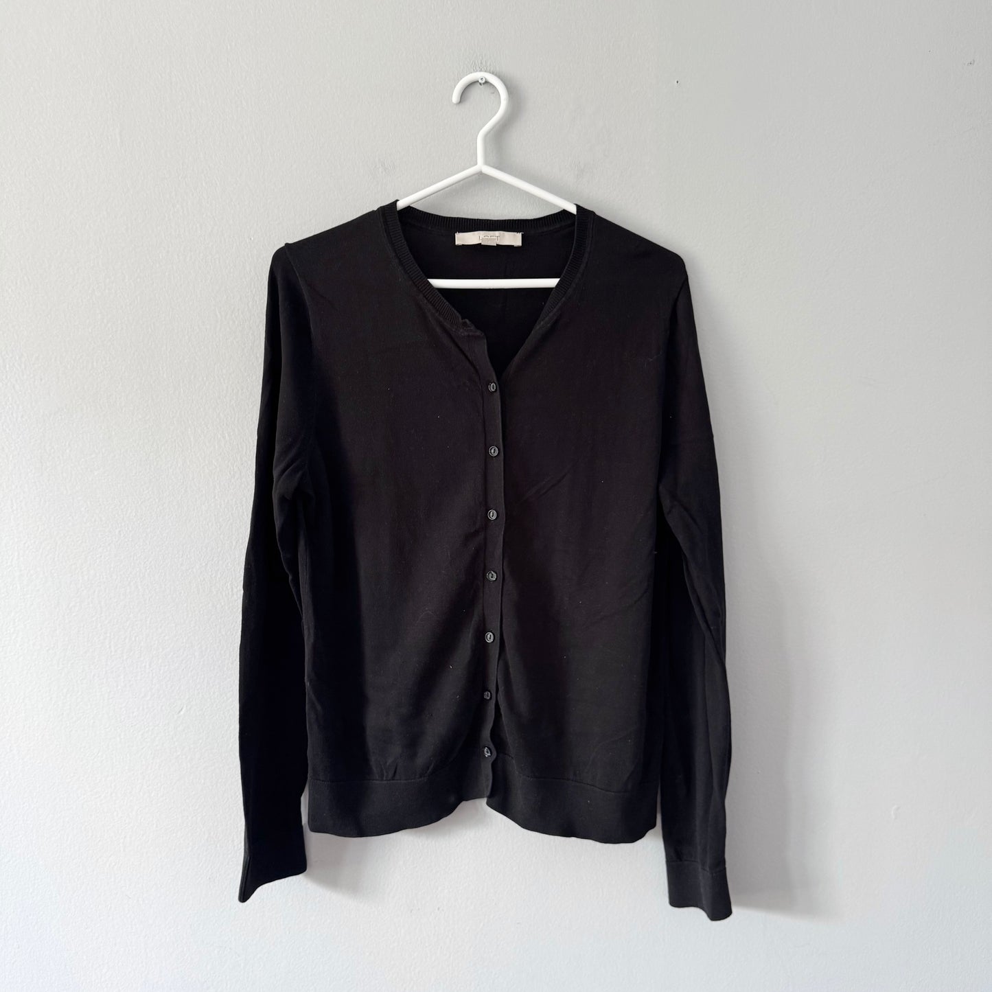 Loft / Black cardigan / Women L