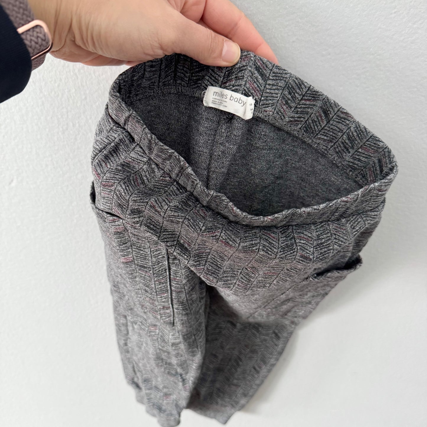 Miles baby / Dark grey sweatpants / 18M