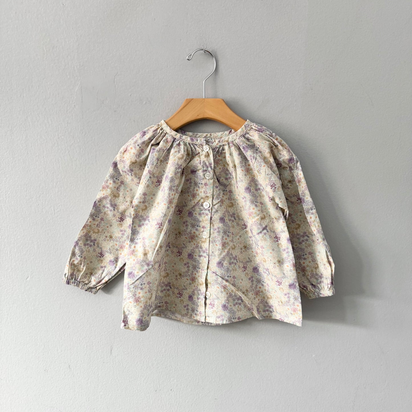 Jamie Kay / Blouse fleurie / 2A
