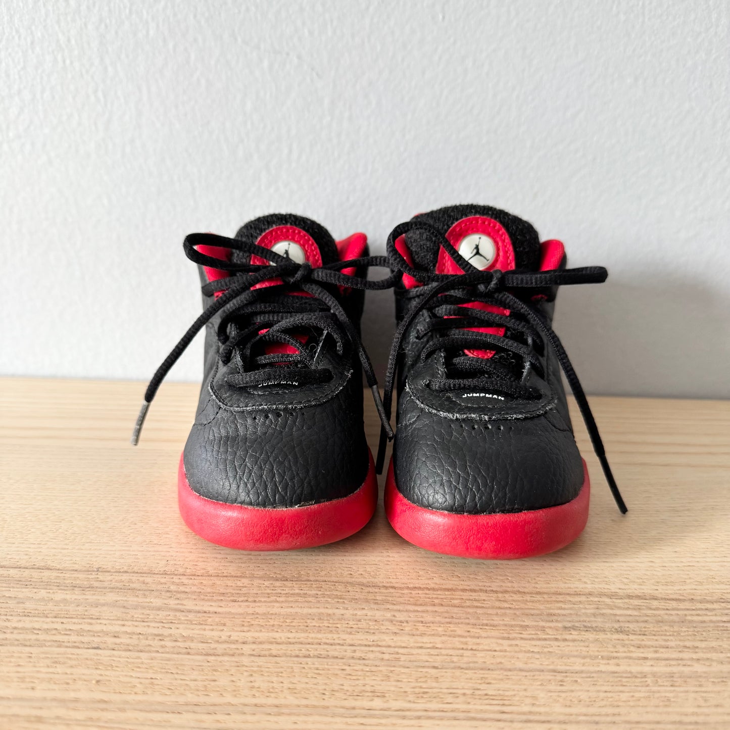 Nike / Jordan sneaker / US8