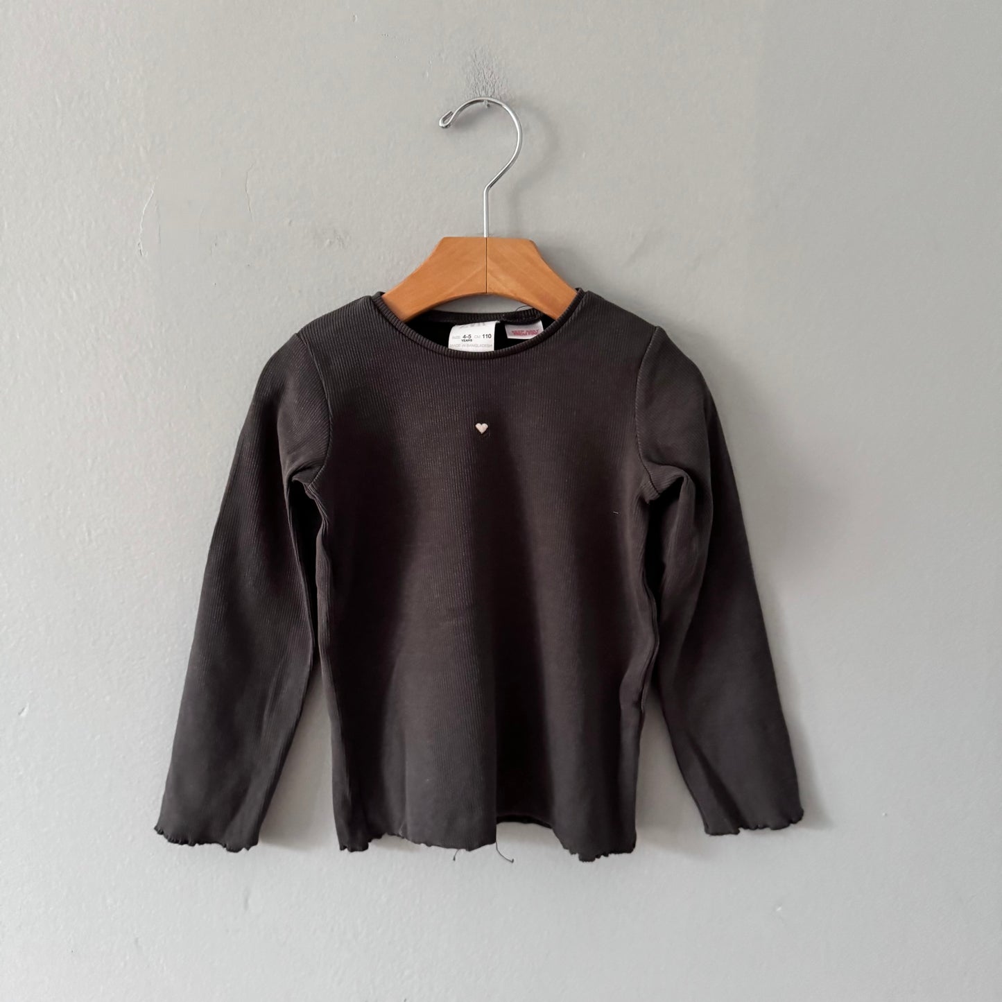 Zara / Dark grey ribbed long sleeve / 4-5Y