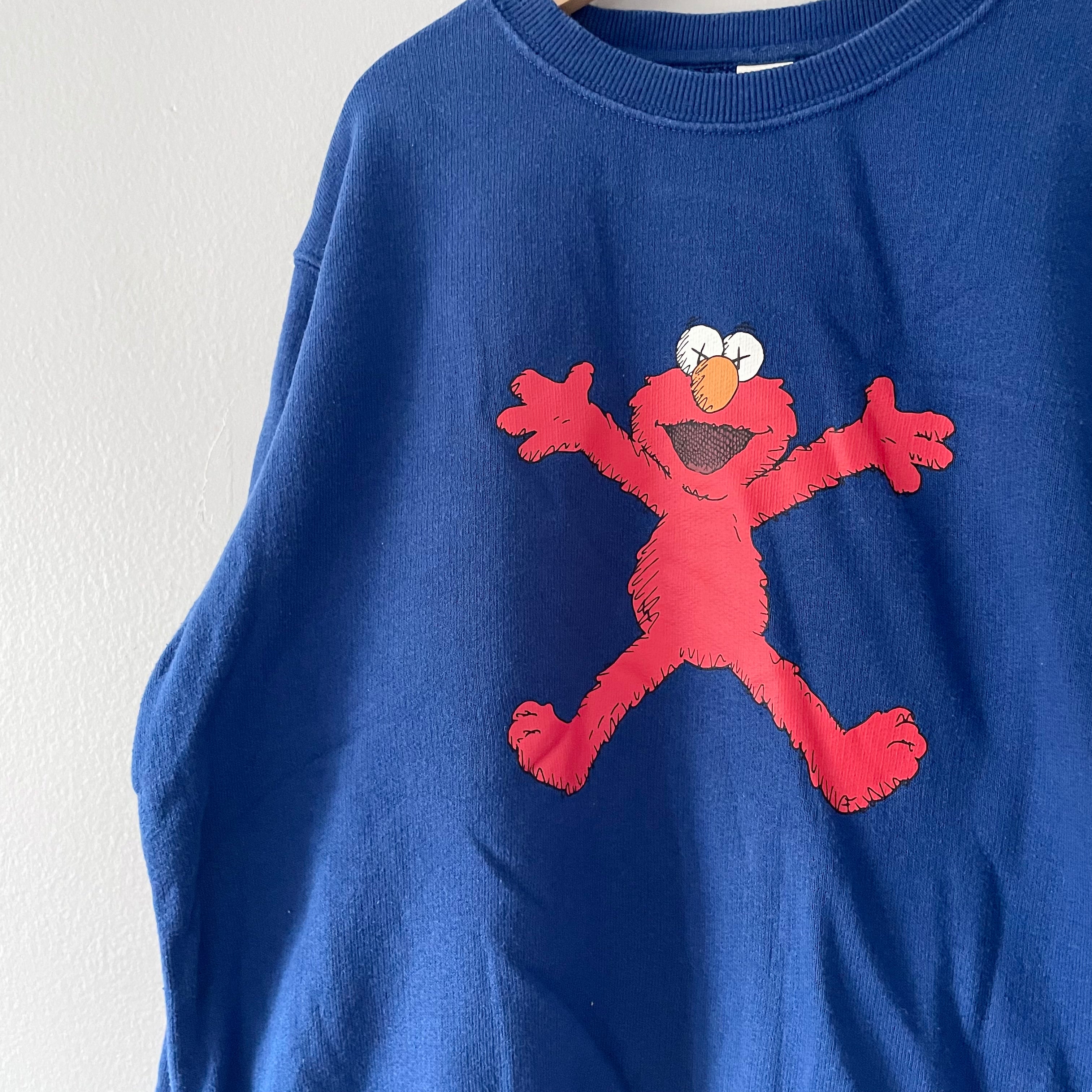 Uniqlo kaws x sesame hotsell street sweatshirt