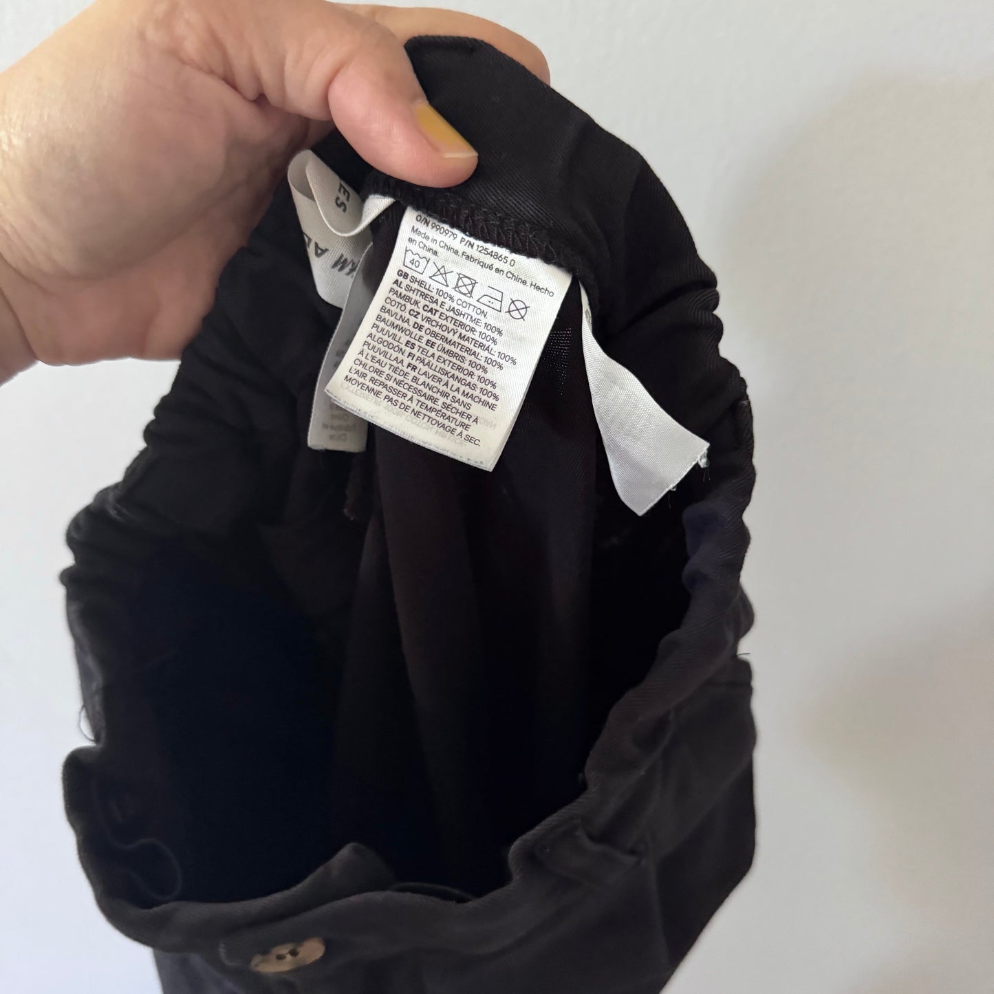 H&M / Black pants / 6-7Y - 2 Available