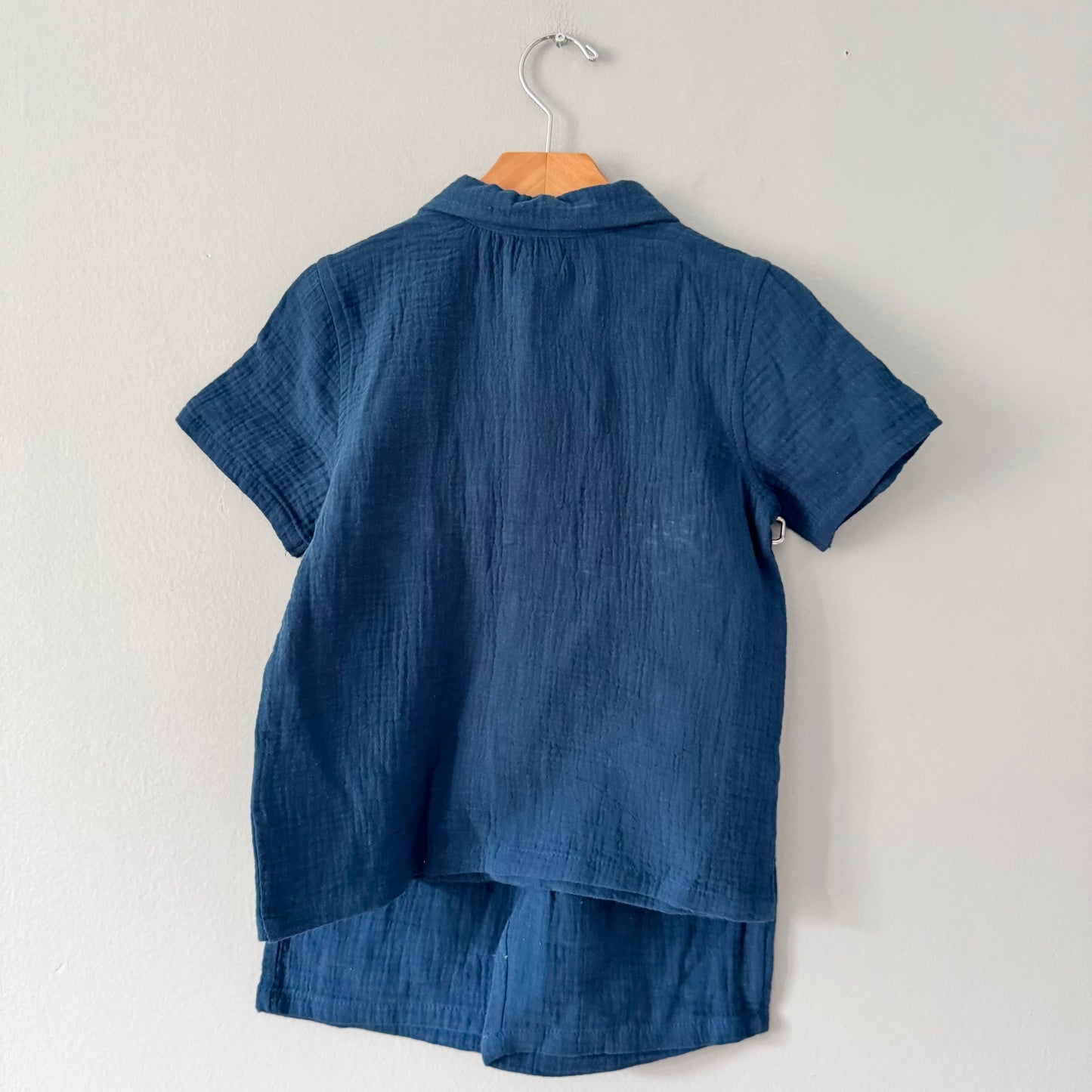 DKNY / Navy muslin shirt / 6Y - New with tag