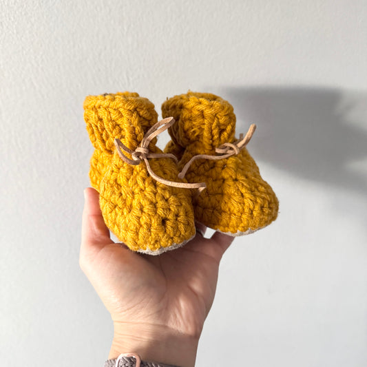 Tewe Reds / Crochet bootie / 12M(Outsole 5 inches)