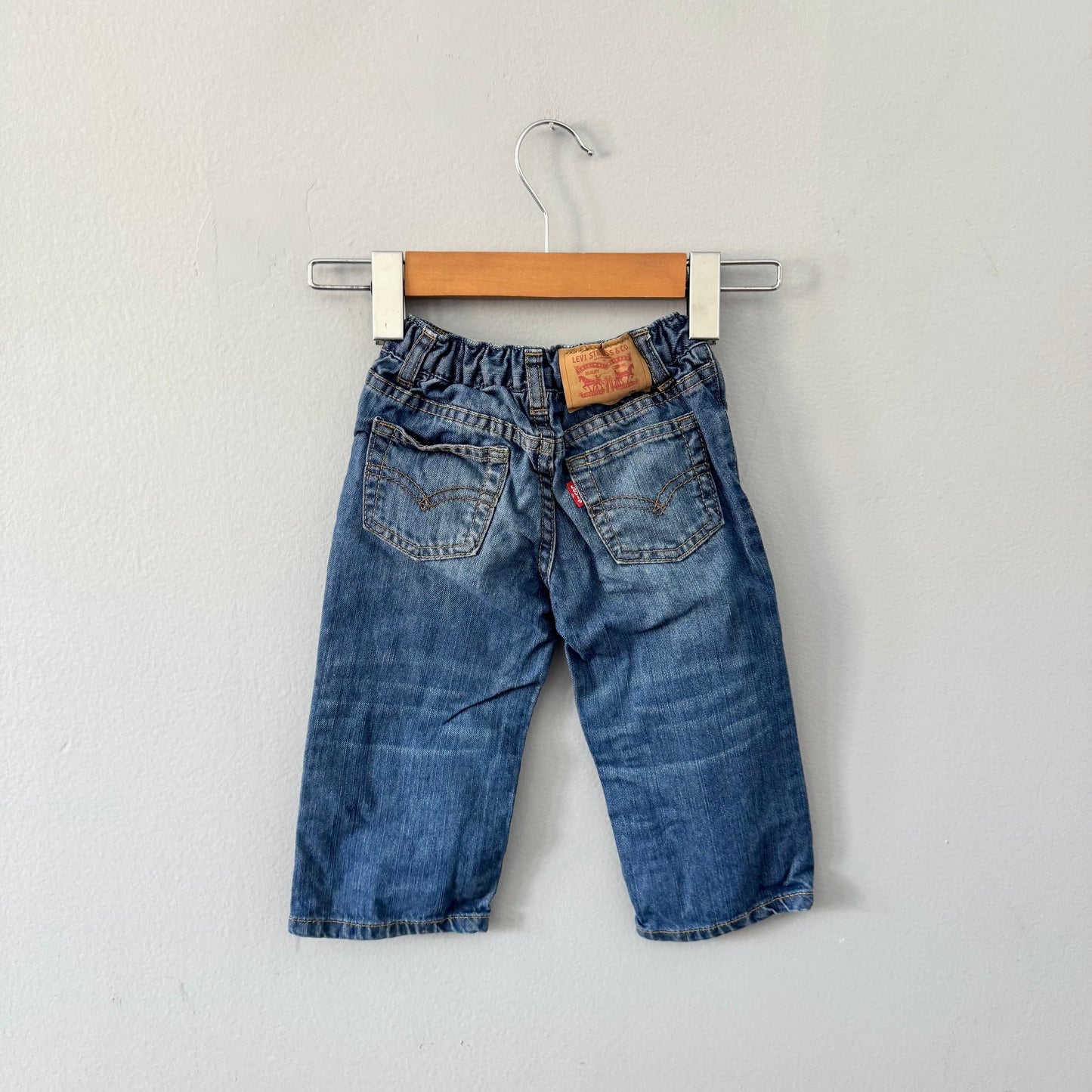Levi's / Jean regular / 18M