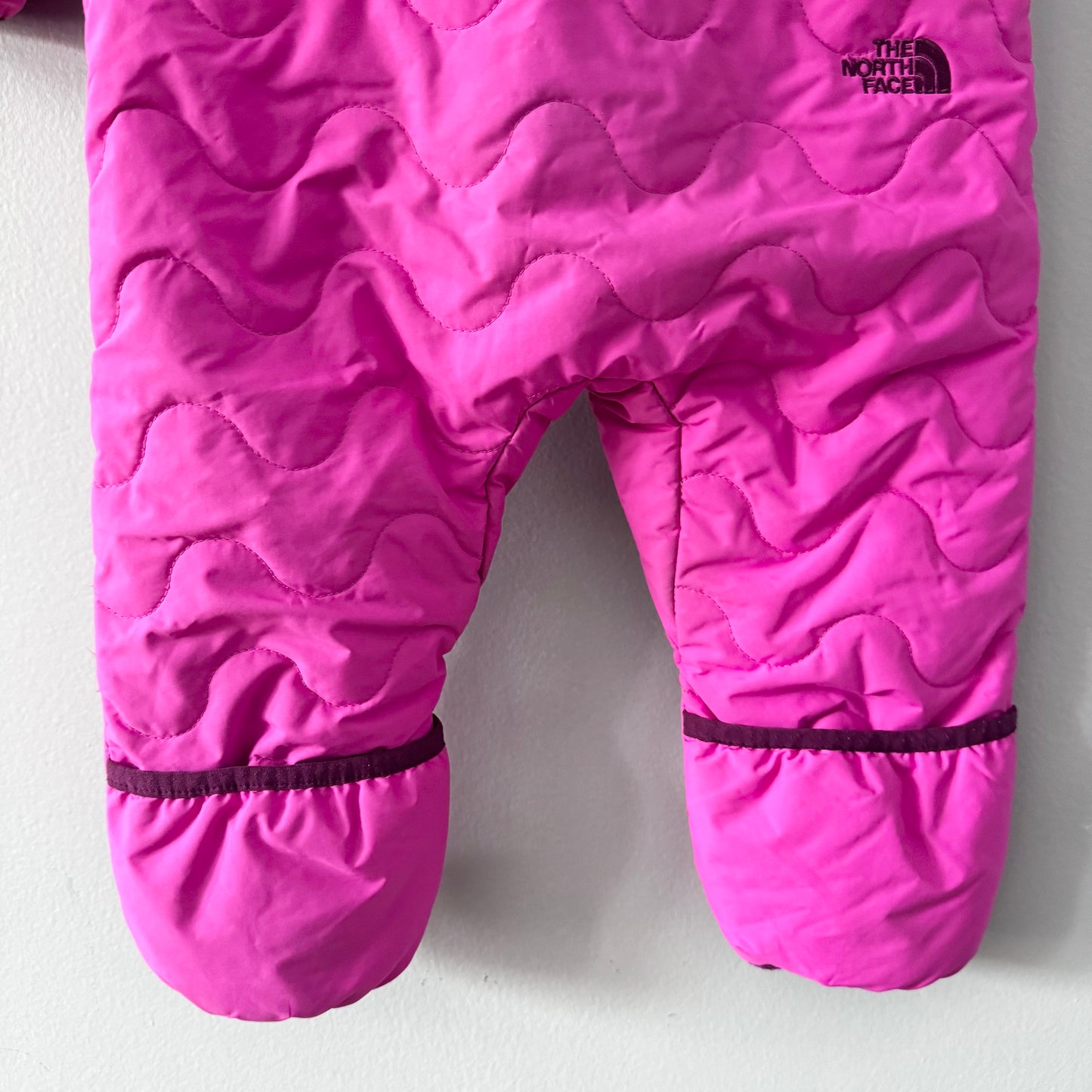 The North Face / Pink snow suit / 12-18M