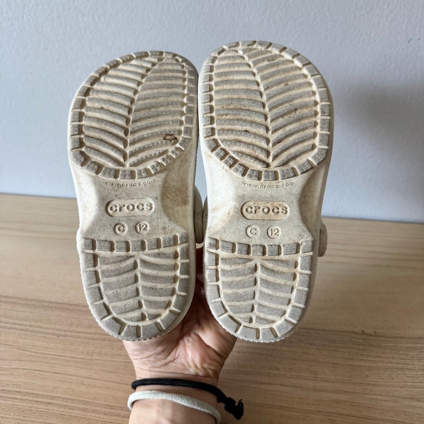 Crocs / Sandals / US12