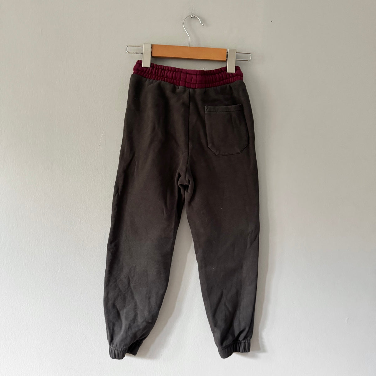 Harry Potter x M&S / Dark grey sweatpants / 7-8Y