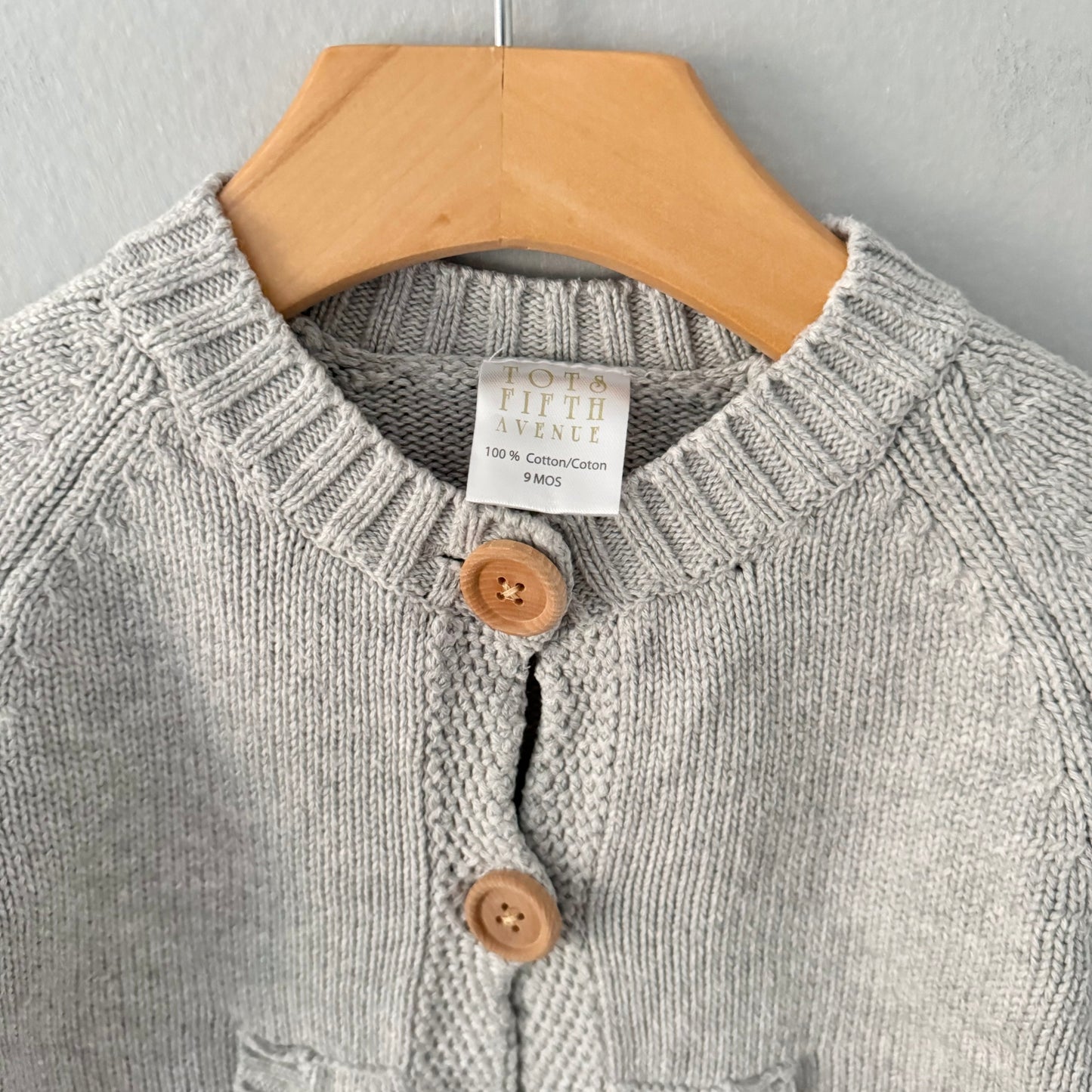 Tots Fifth Avenue / Light grey cotton knit set / 9M