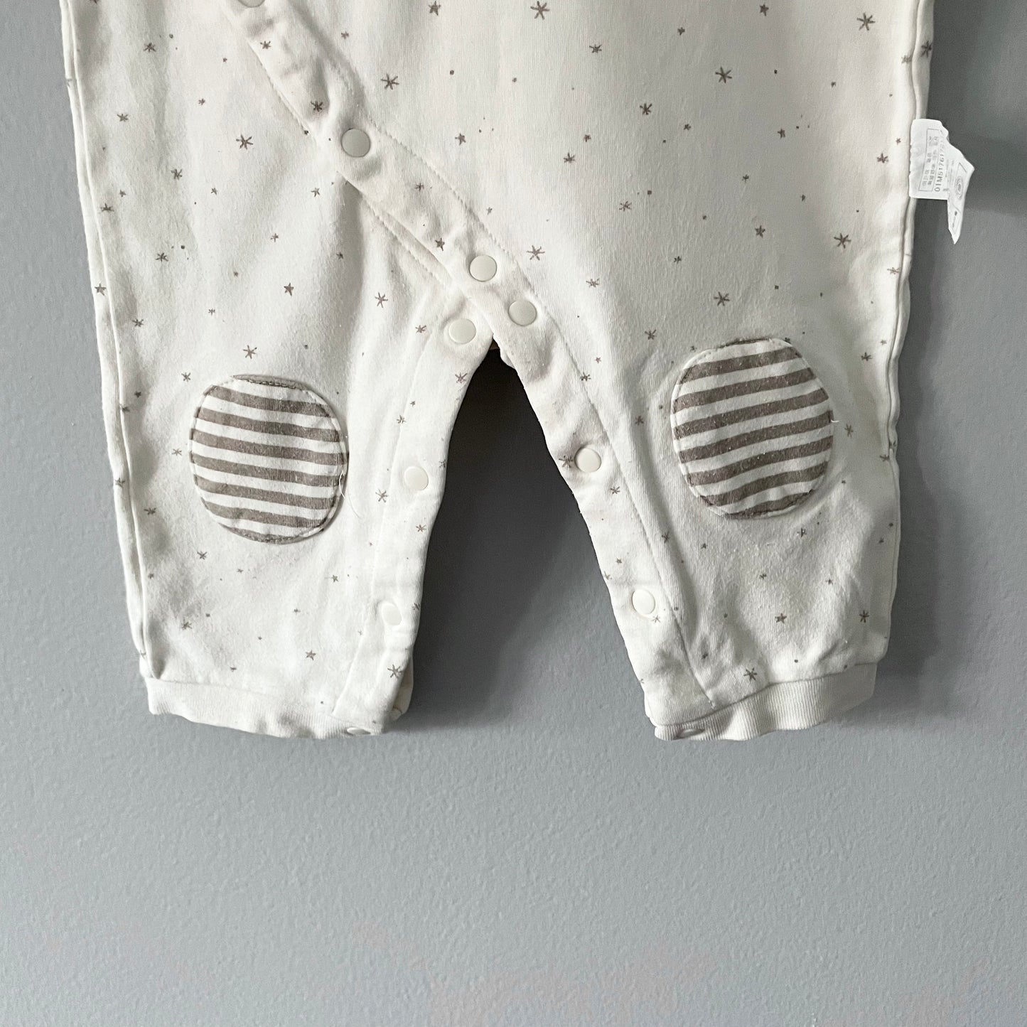 Agabang / Ivory x stars romper / 12M