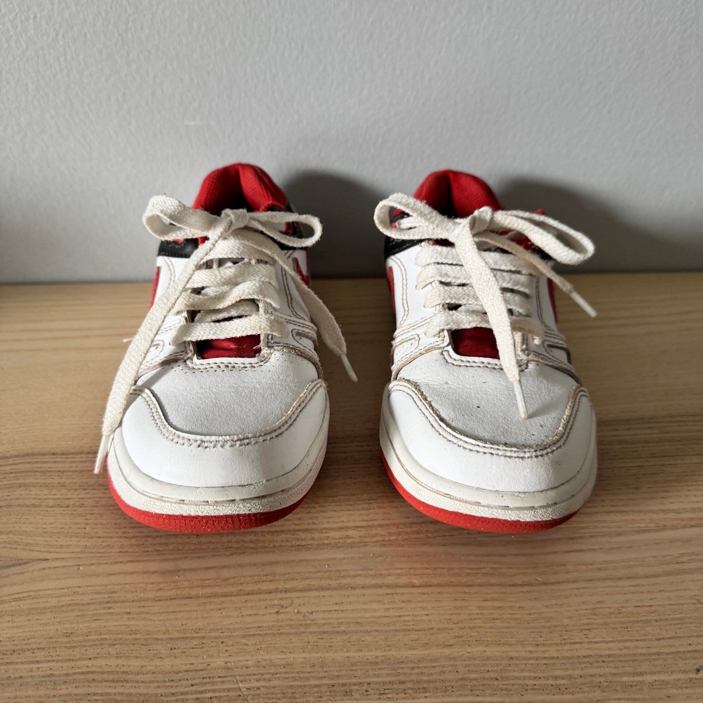 Nike / Sneaker / J1.5