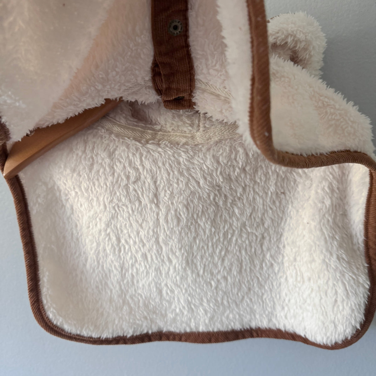 No brand / Sherpa hood / 12-24M