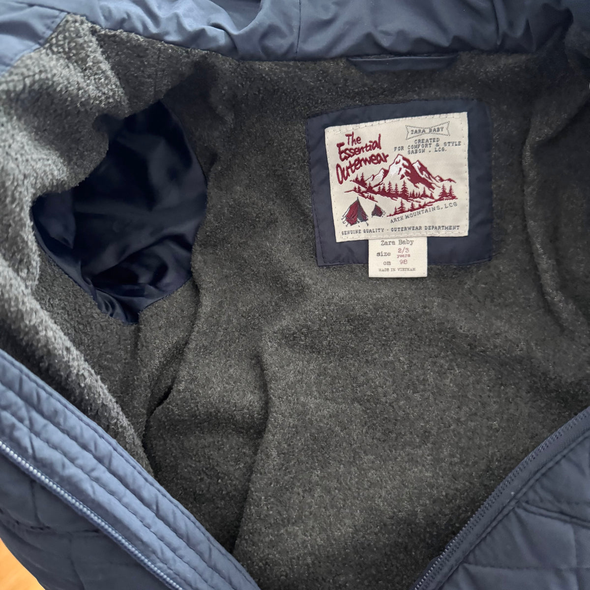 Zara / Navy fleece lined jacket / 2-3Y