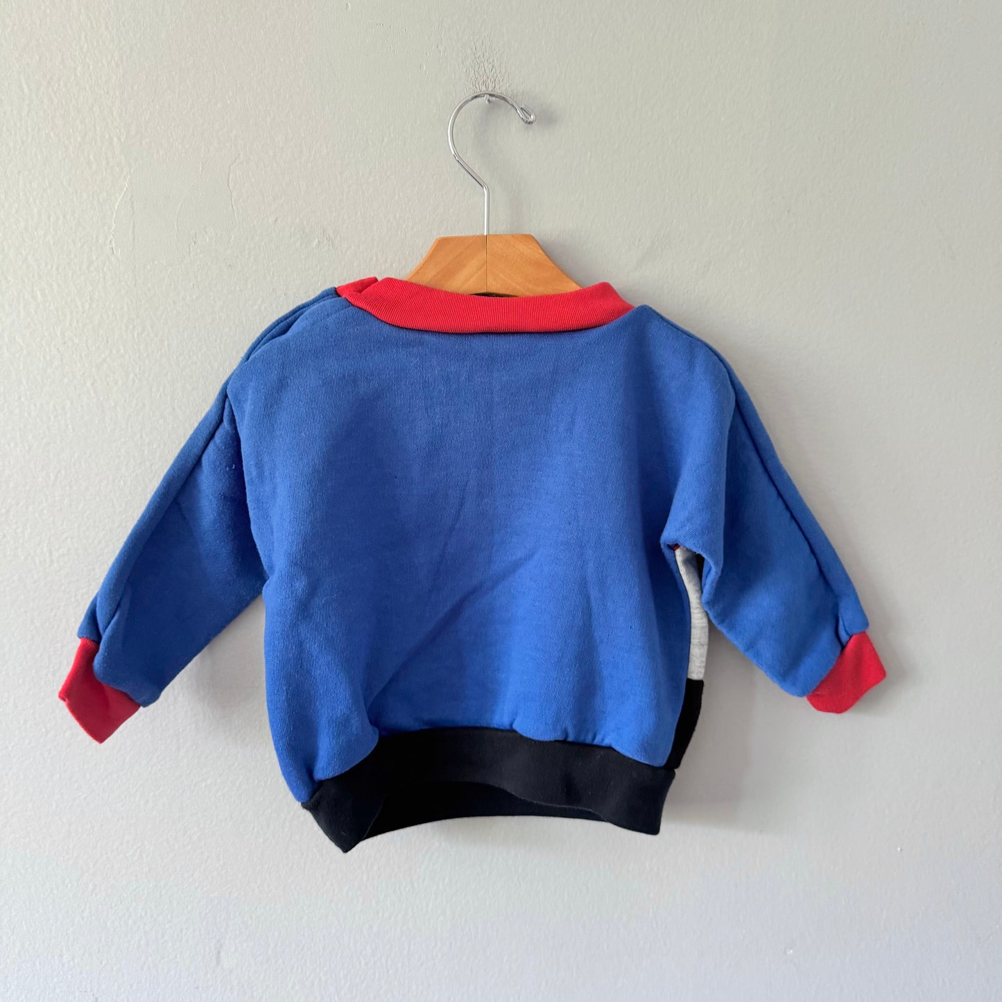 Vintage / Dino racing sweatshirt / 24M
