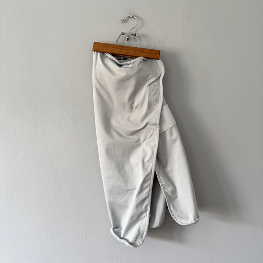 The Ollie Swaddle	/ Light grey swaddle