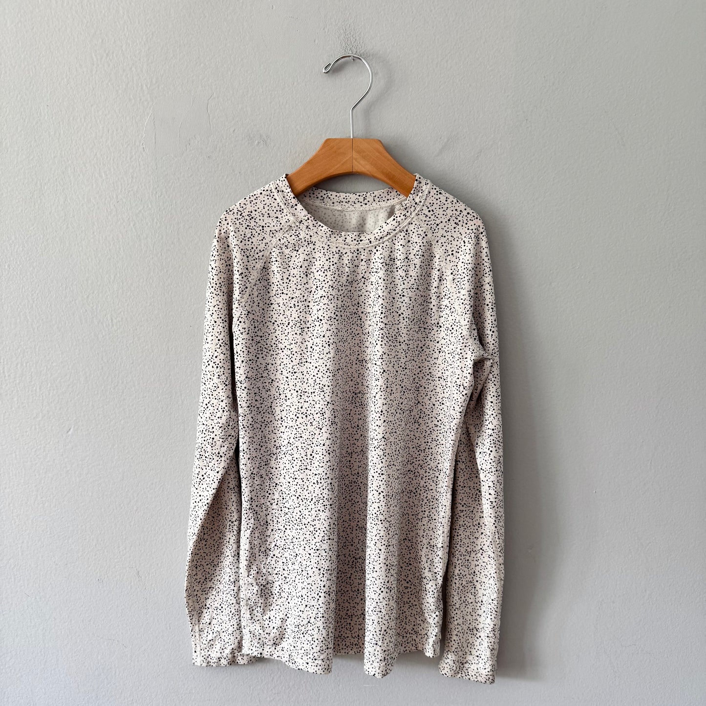 Mec / White x dots active long sleeve / 10Y