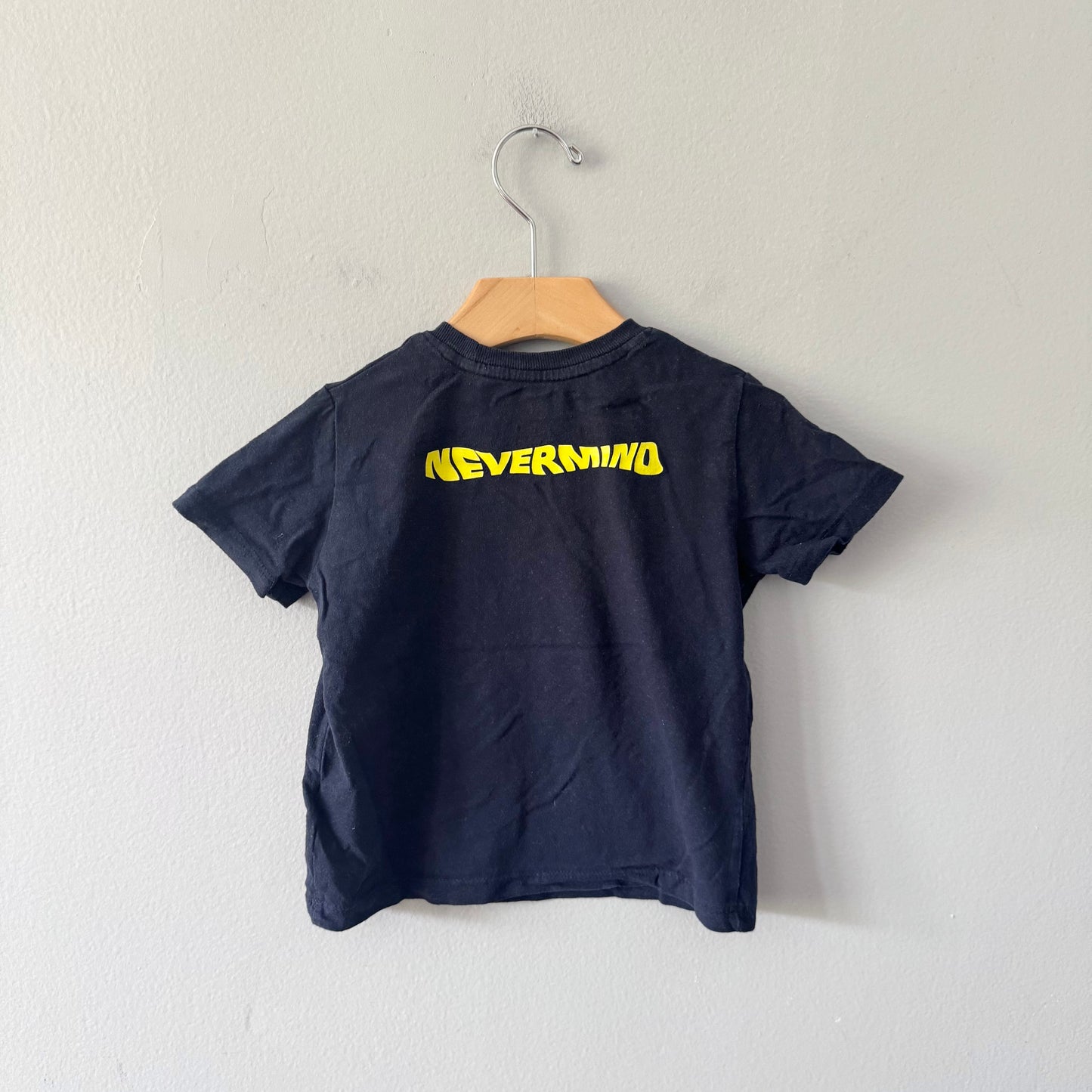 Gap / Nirvana black T-shirt / 2Y