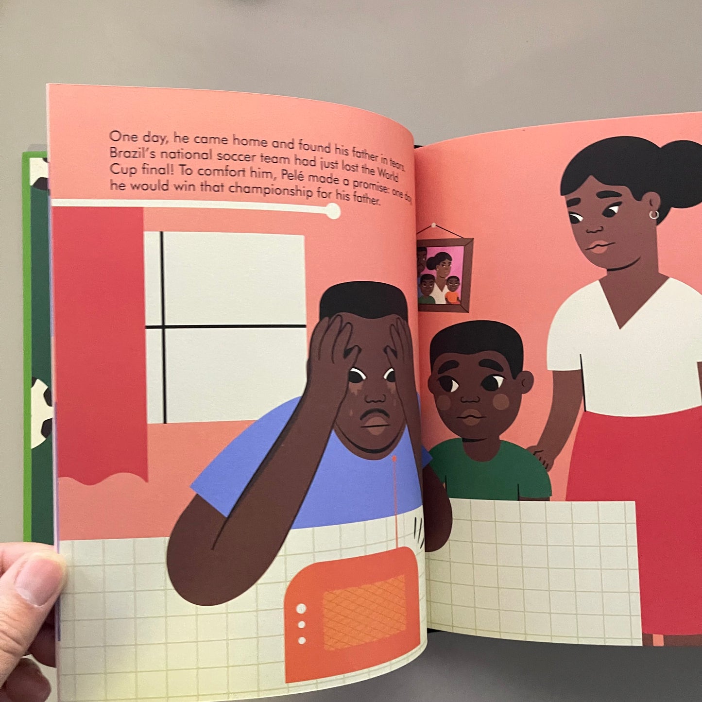 Little People, BIG DREAMS - Pele