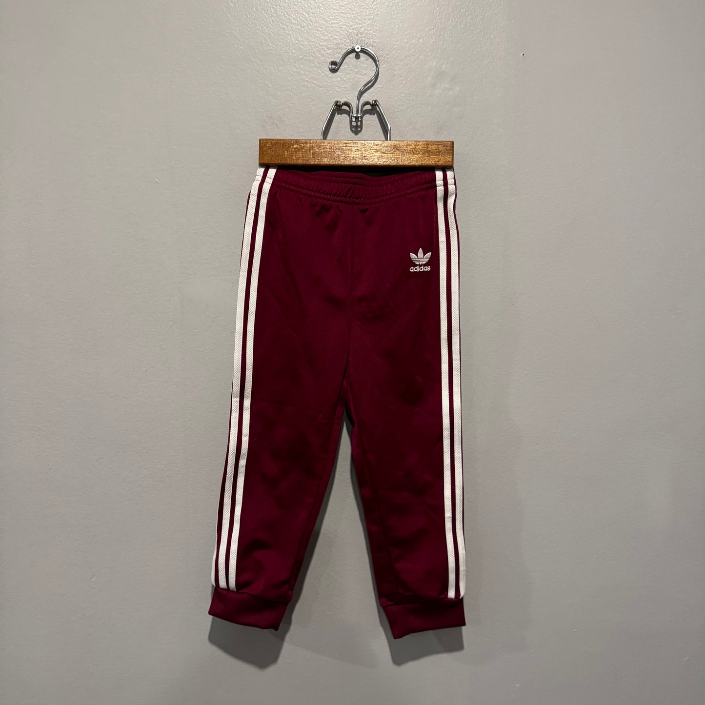 Adidas / Burgundy track suit pants / 2-3Y
