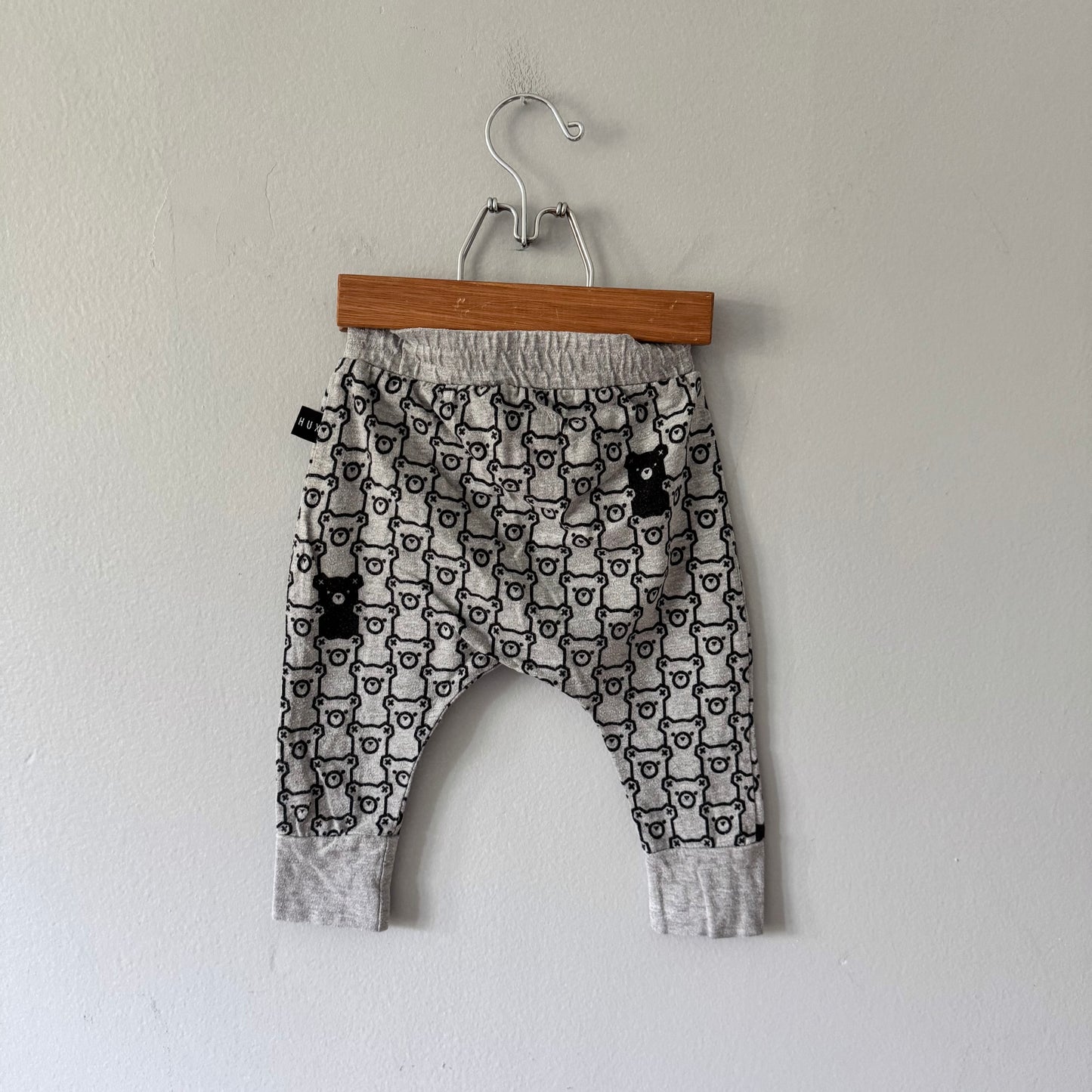 Hux Baby / Grey x bear harem pants / 12-18M