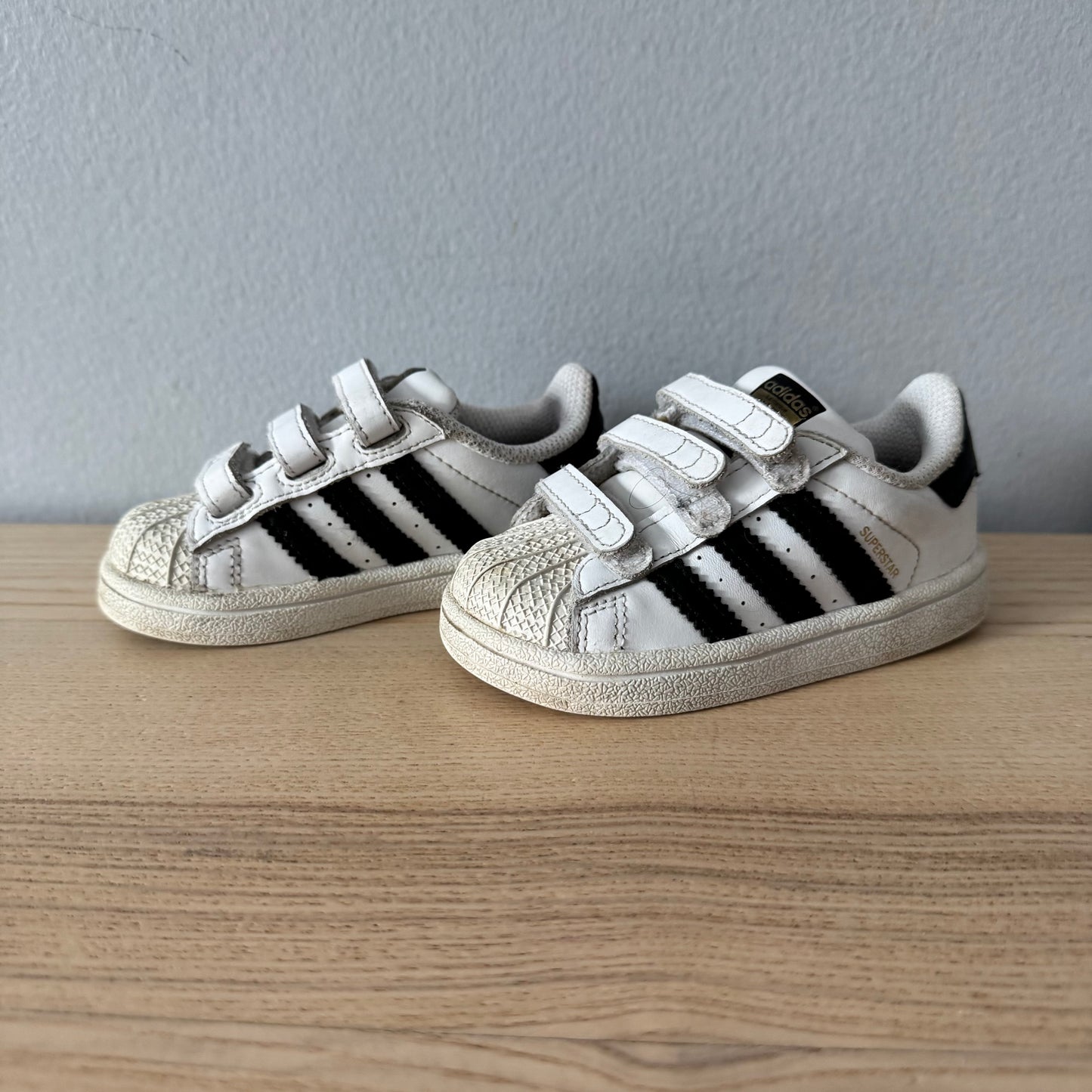 Adidas / Superstar blanc x noir / US5 1/2