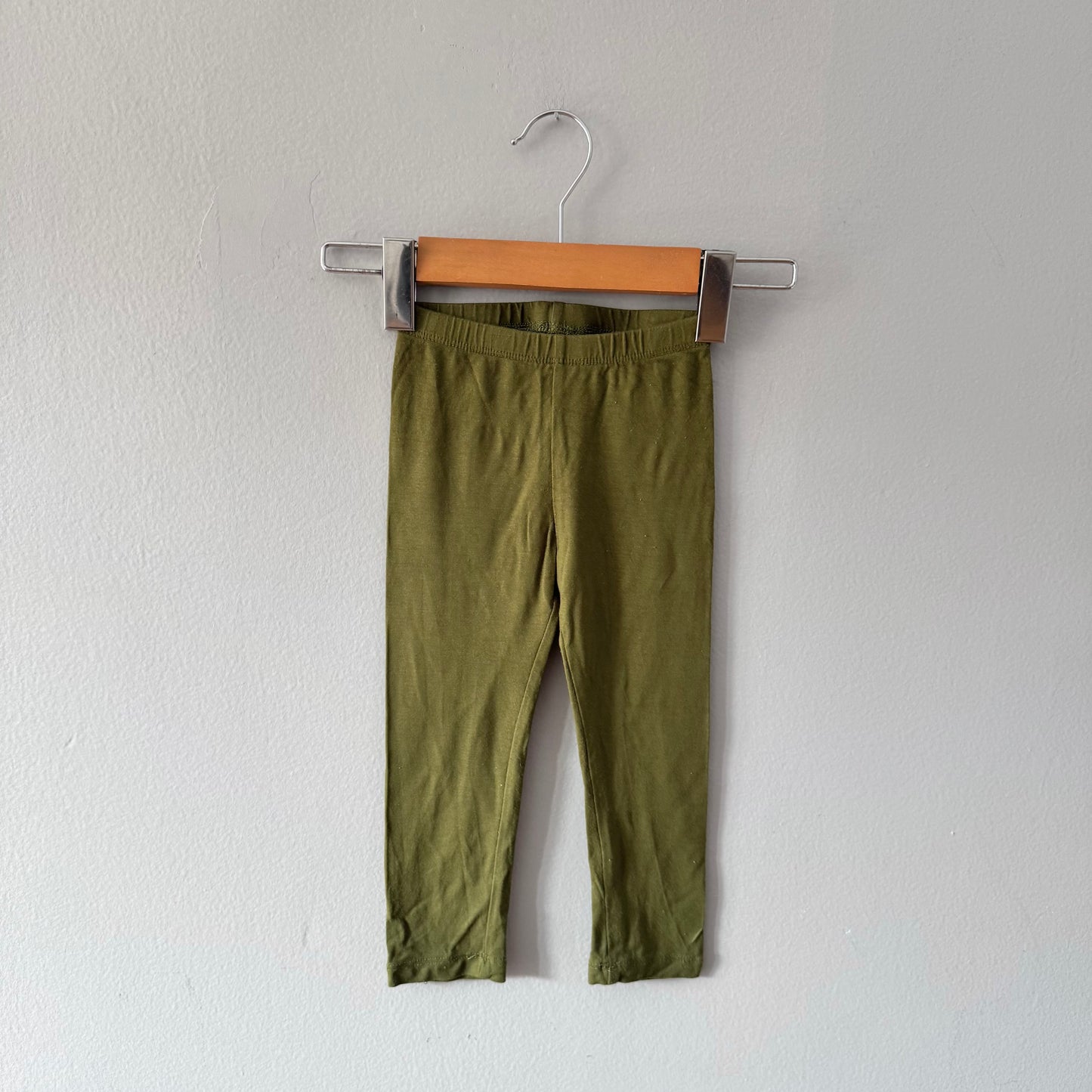 Kyte / Khaki leggings / 2T