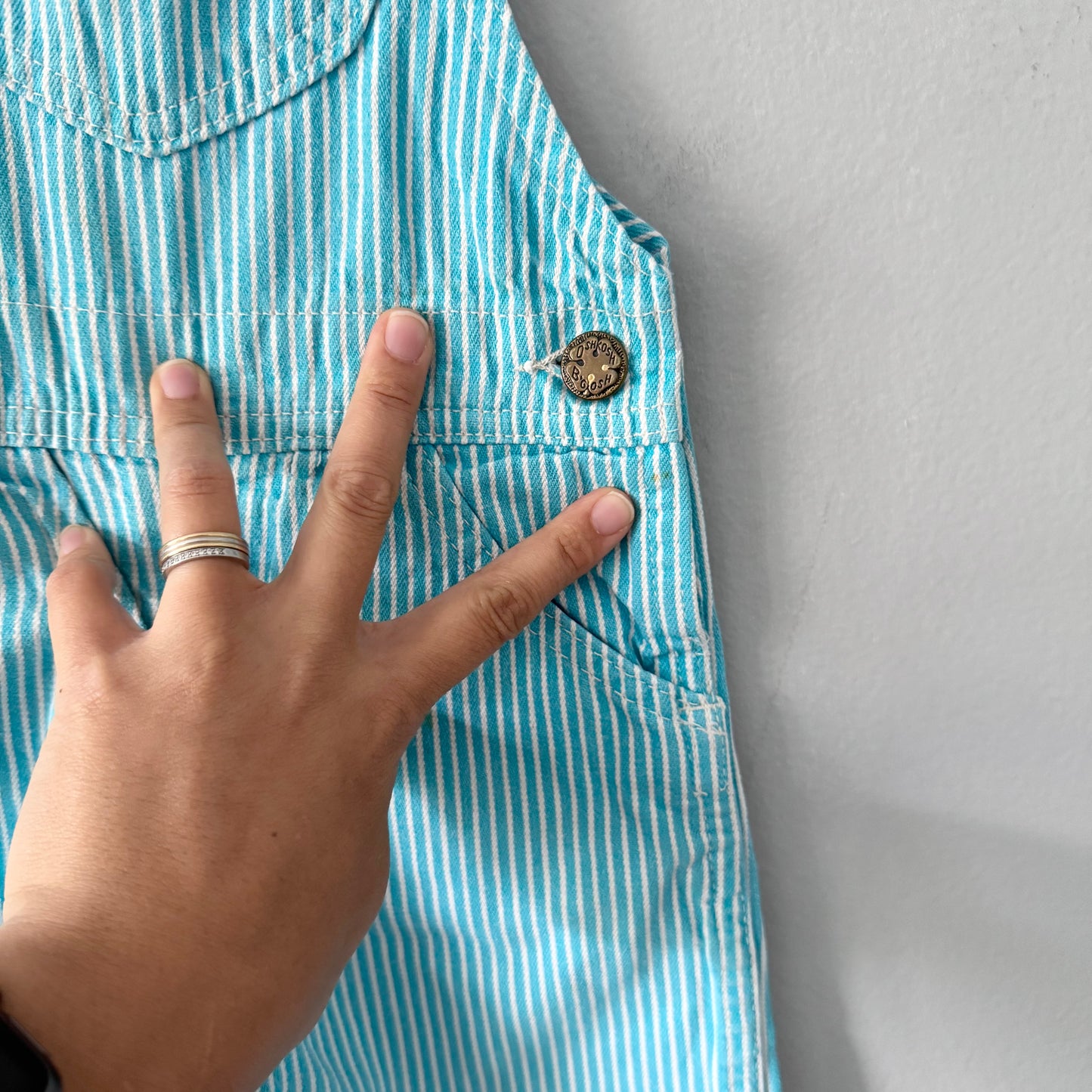 Vintage Oshkosh / Blue stripe denim overall / 2Y