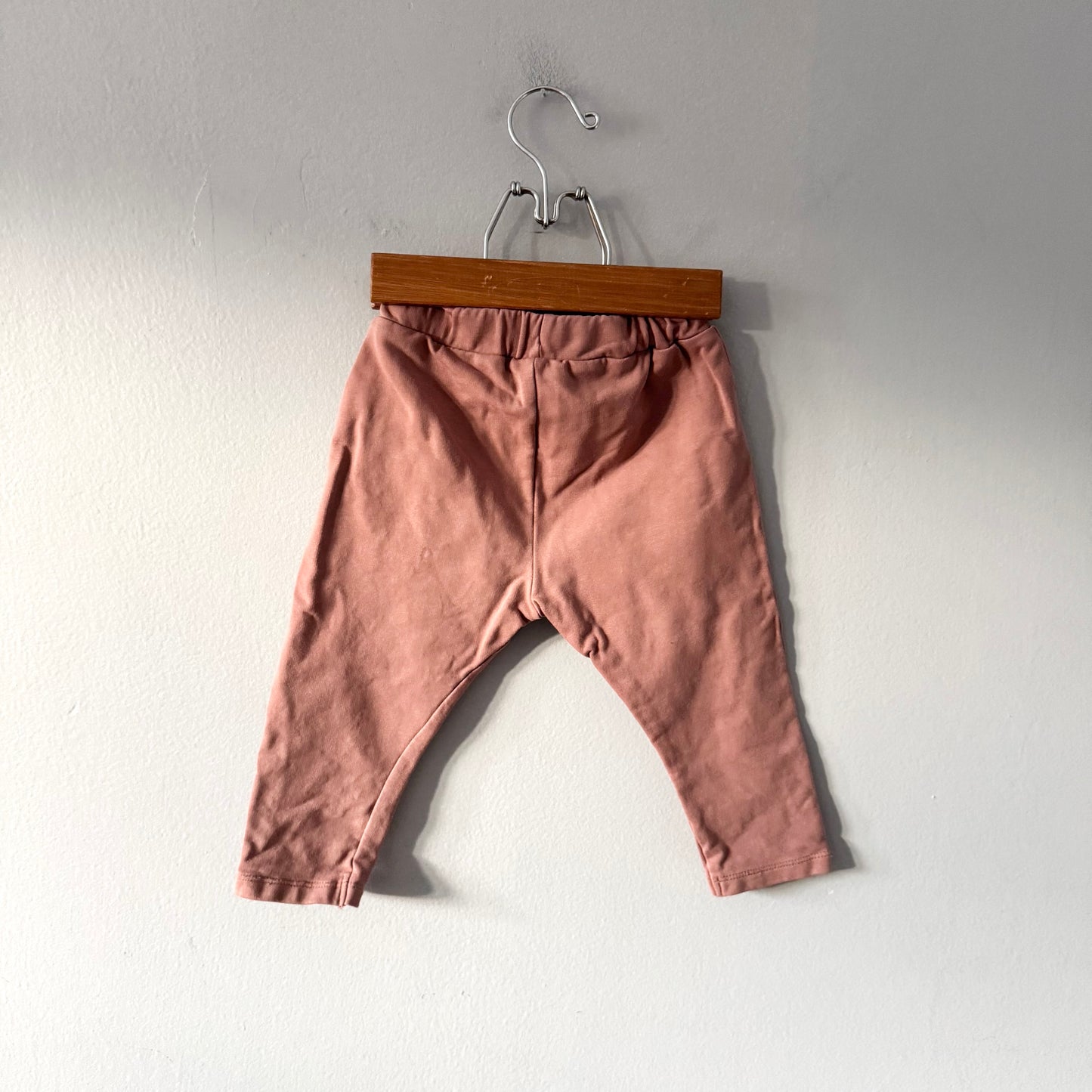 Hust & Claire	/ Brown sweatpants / 12M