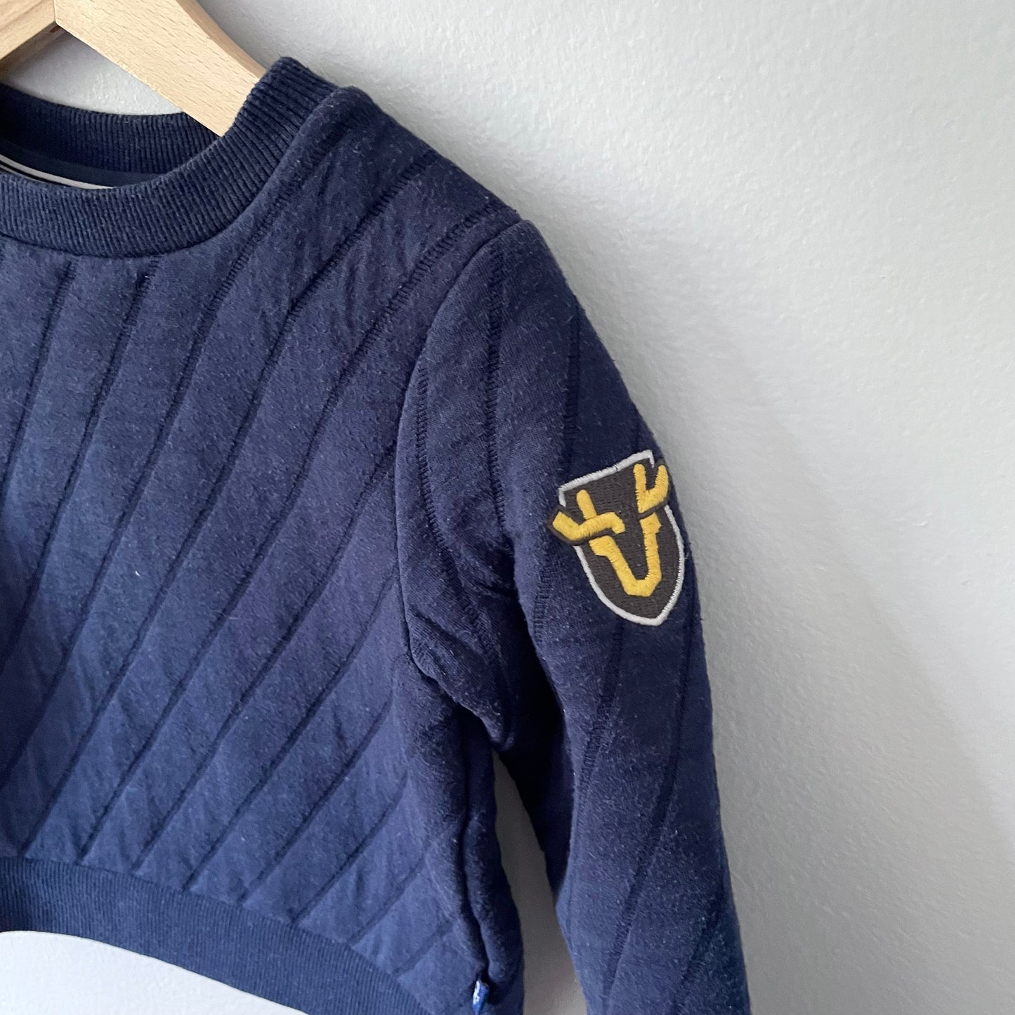 Obaibi / Navy quilted sweatshirt / 3Y