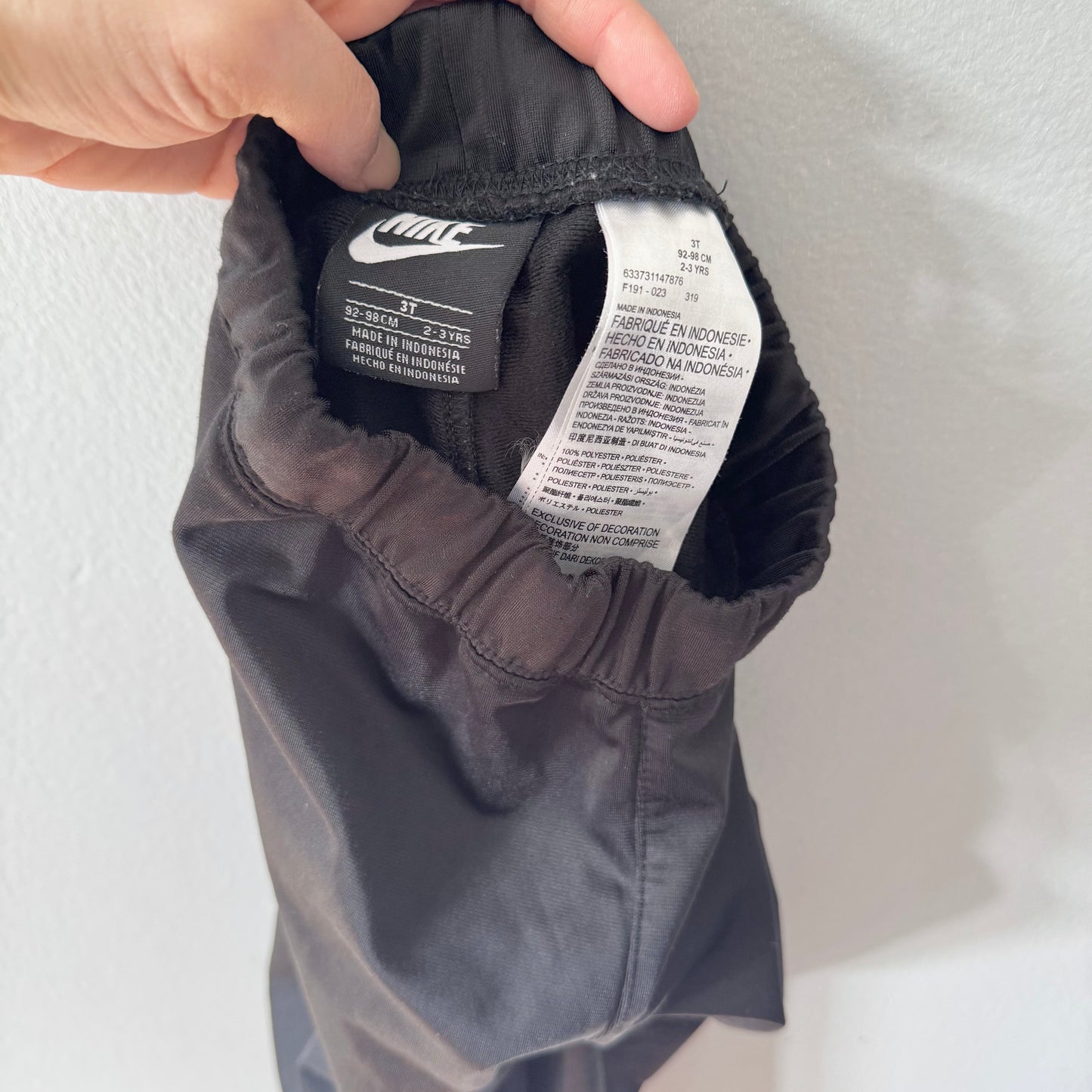 Nike / Black track suit pants / 3T