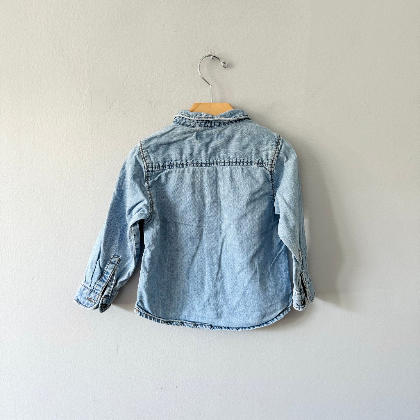 Zara / Denim shirt / 2-3Y