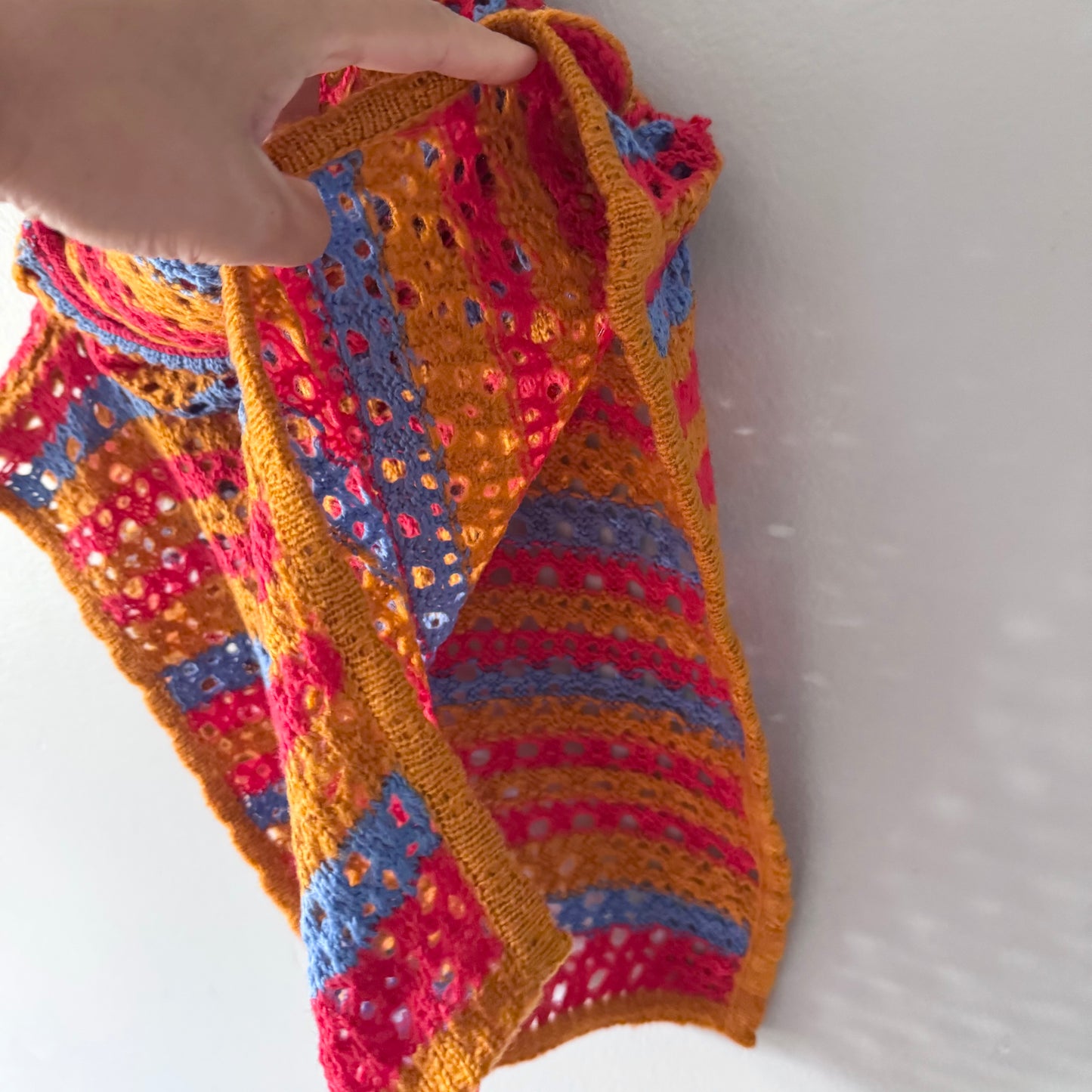 No brand / Knit poncho / 6-8Y