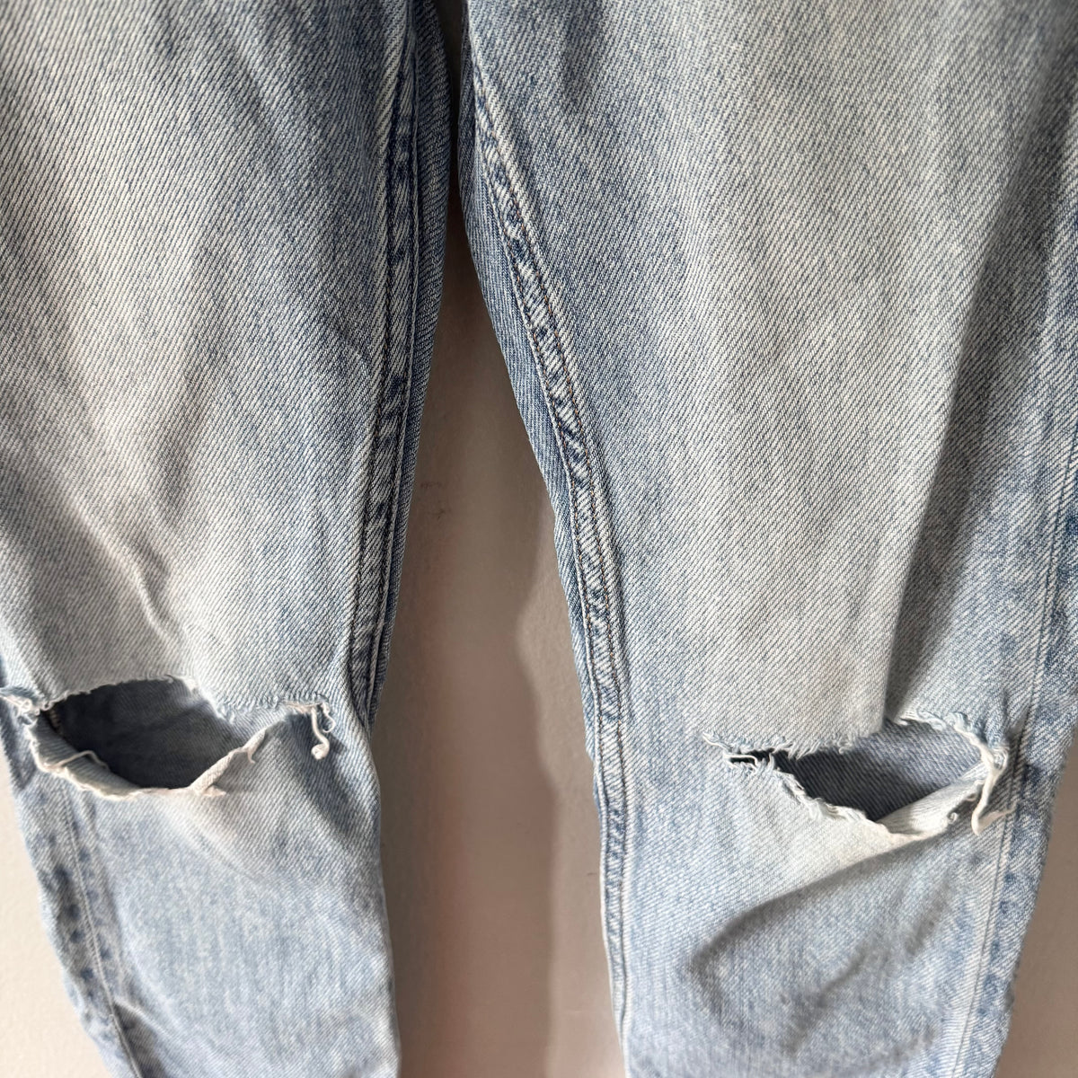 Zara / Damaged denim / 6-7Y