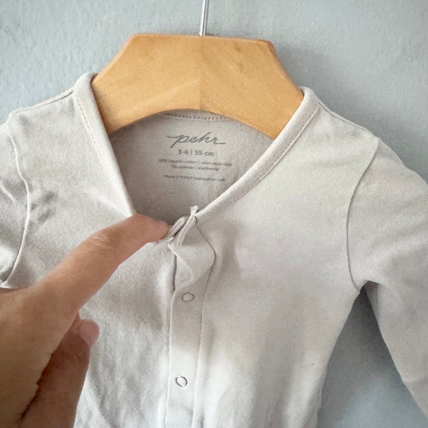 Pehr / Light beige romper / 3-6M