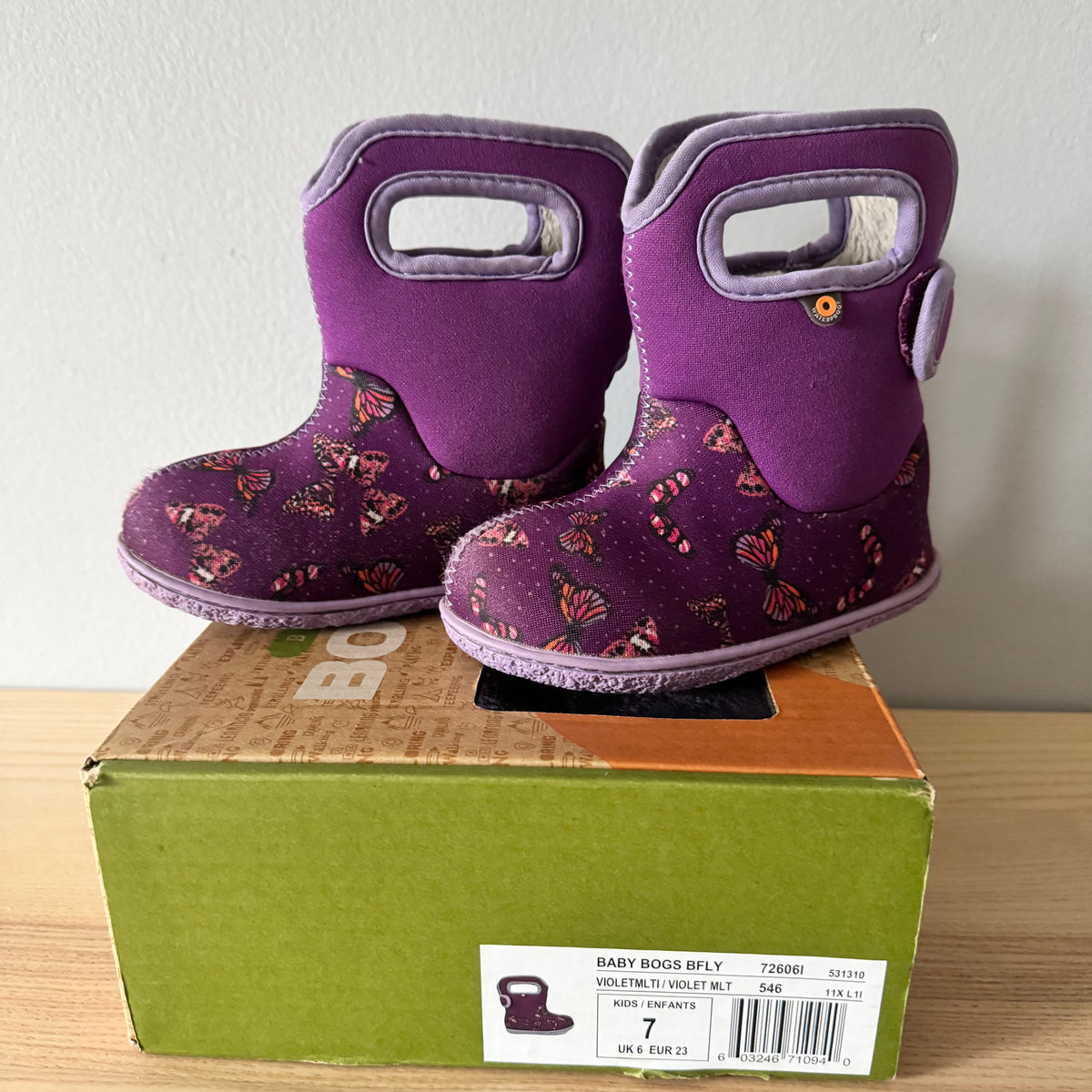 Bogs / Snow boots / US7