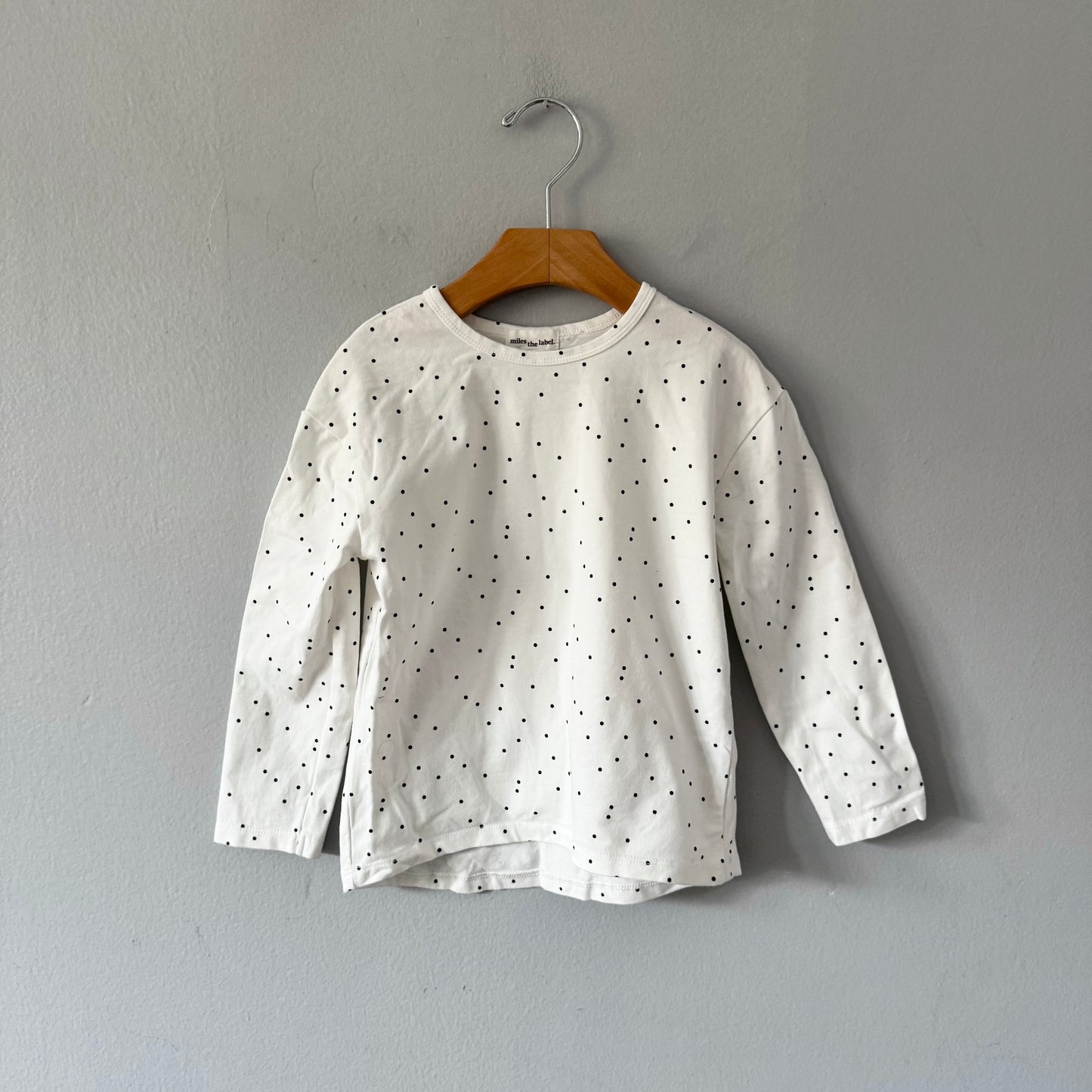 Miles the label / Manches longues blanc x pois noirs / 3A