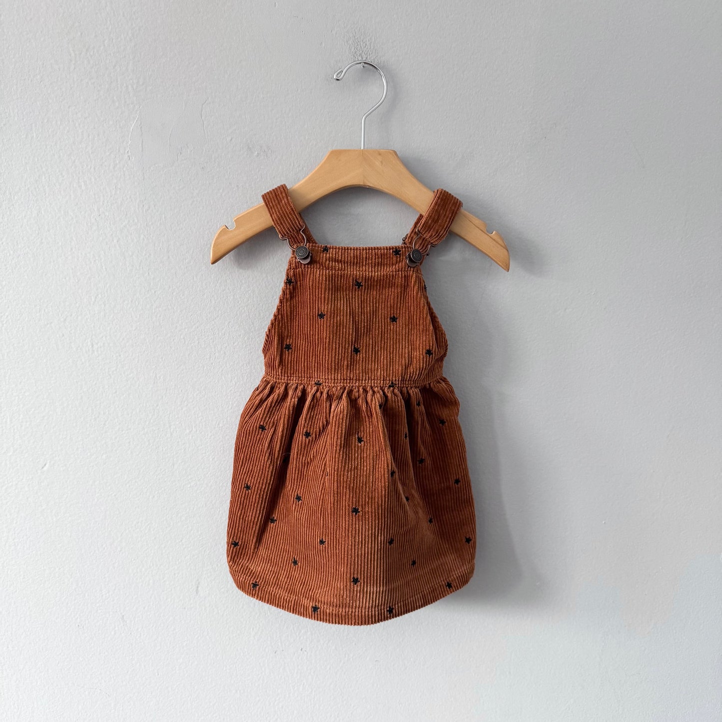 Zara / Brown corduroy overall skirt / 12-18M
