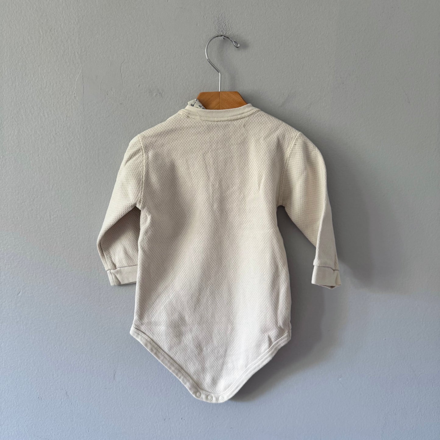 Baby bum / White onesie / 18M