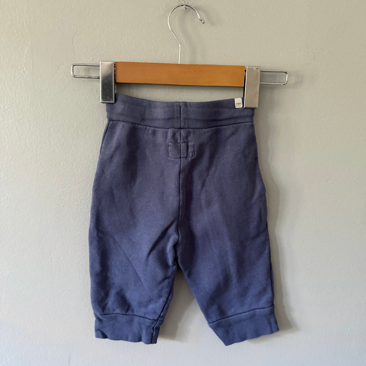 Mini mioche / Blue capri sweatpants / 12-18M